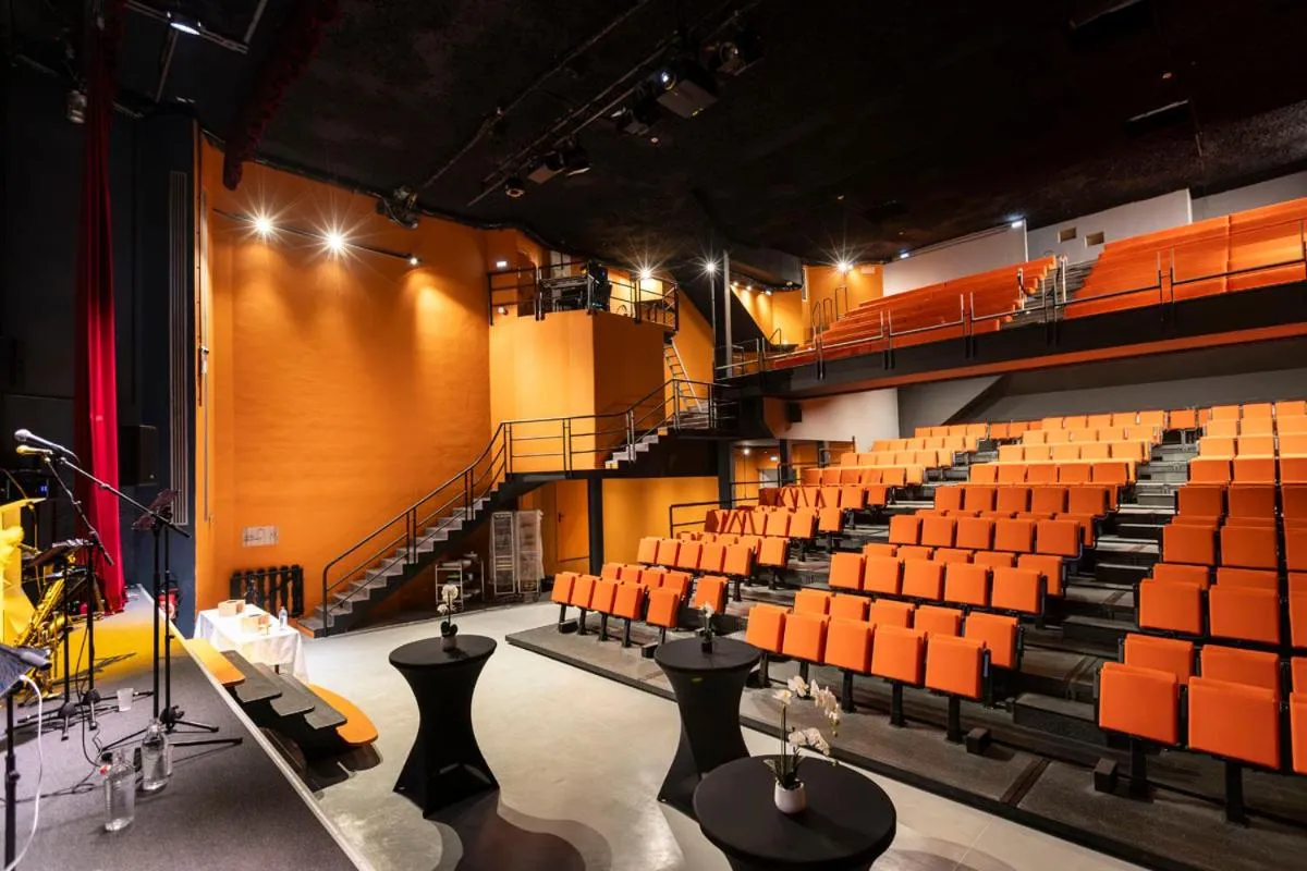 Banquet/Function facilities in Hotel Base Camp Lodge - Albertville