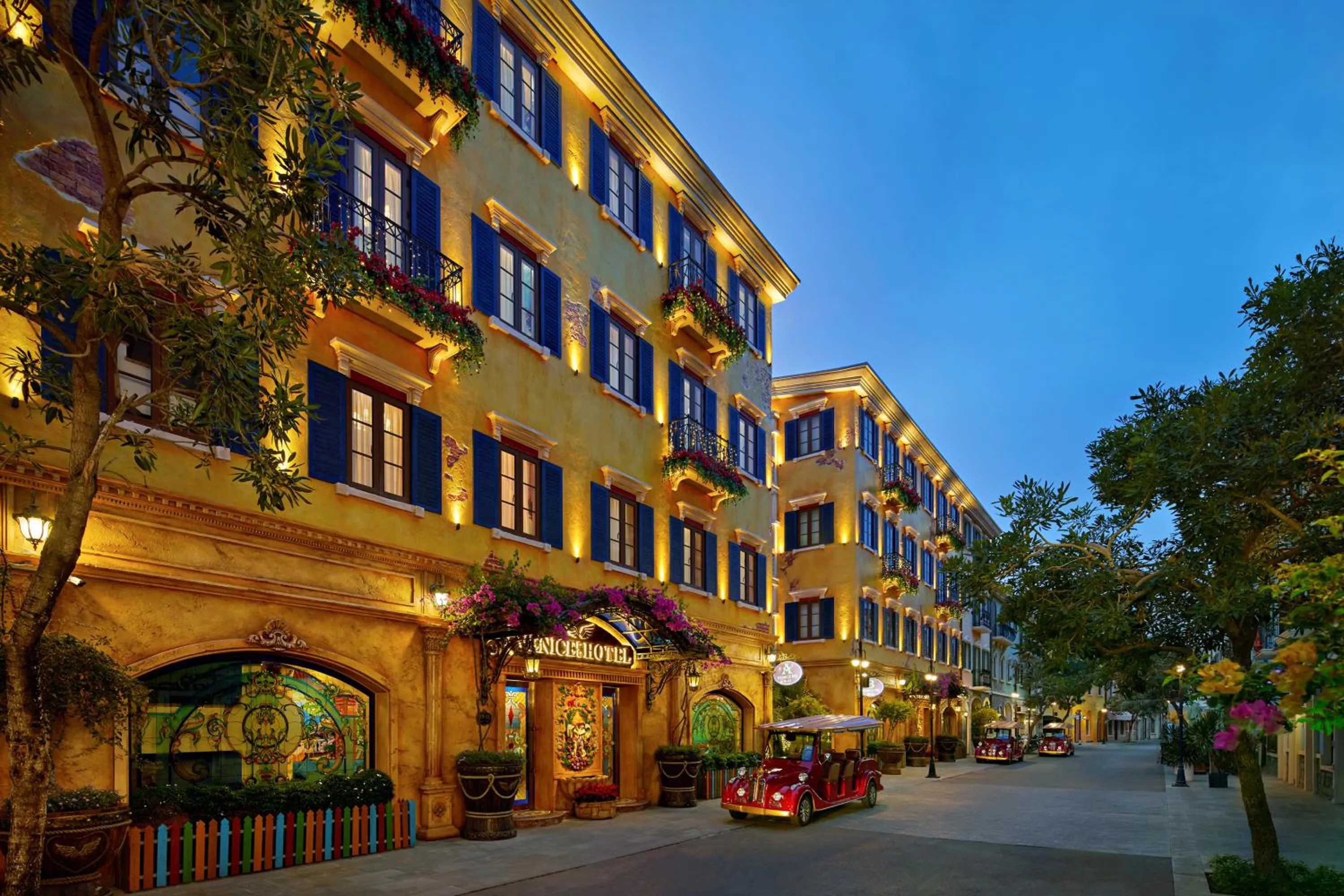 Property building in Venice Hotel Phu Quoc - Free Airport Shuttle & Sunset Town Tour
