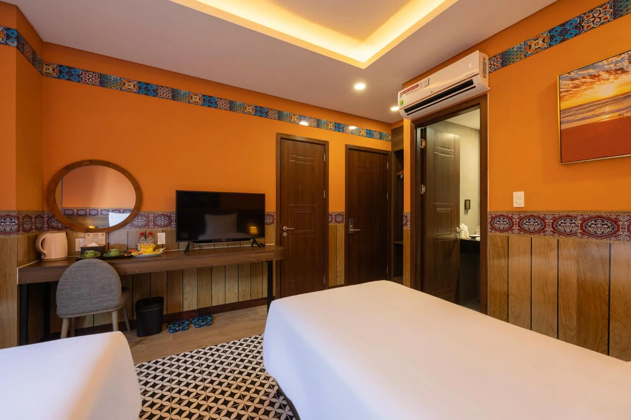 Bed in Venice Hotel Phu Quoc - Free Airport Shuttle & Sunset Town Tour