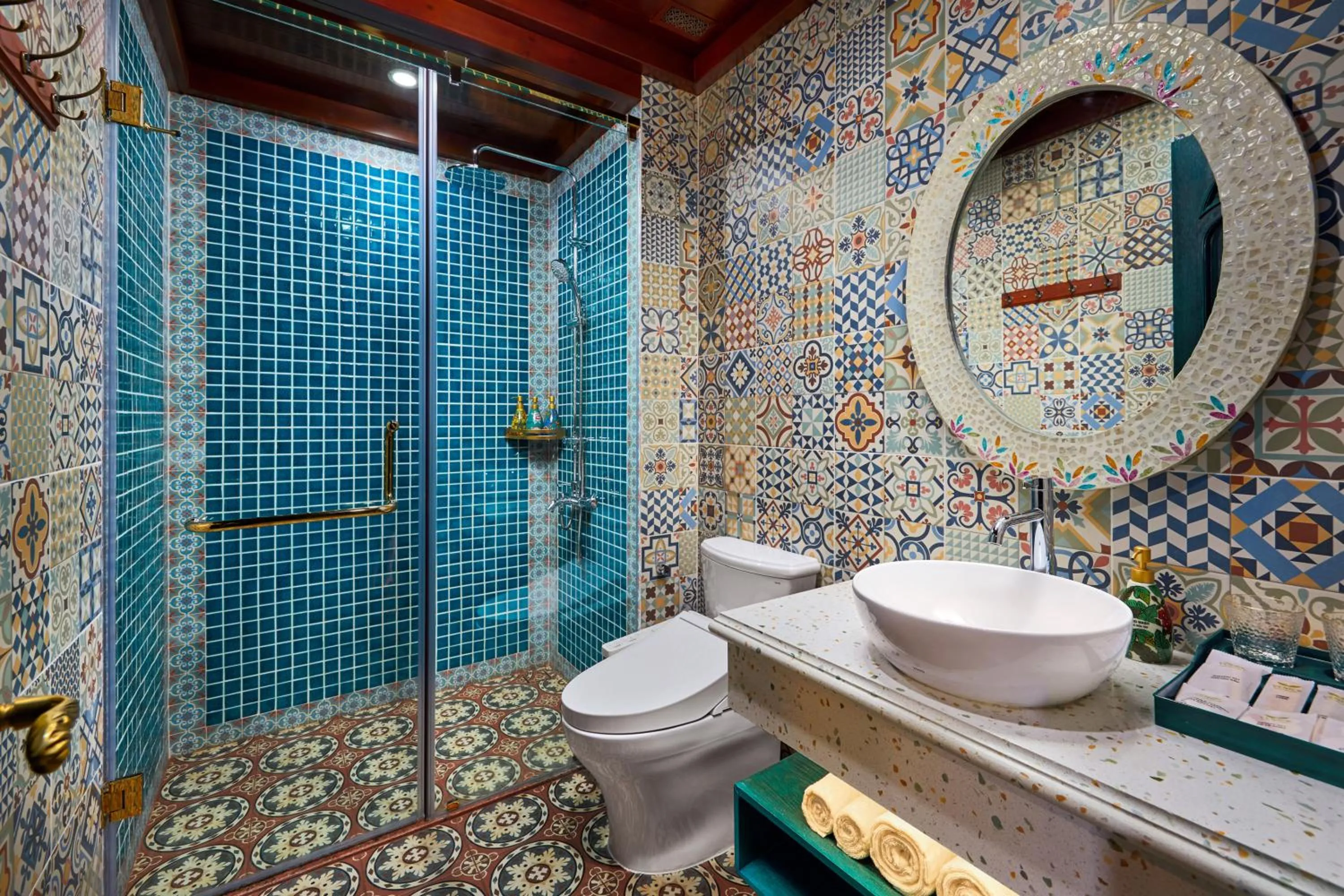 Toilet in Venice Hotel Phu Quoc - Free Airport Shuttle & Sunset Town Tour