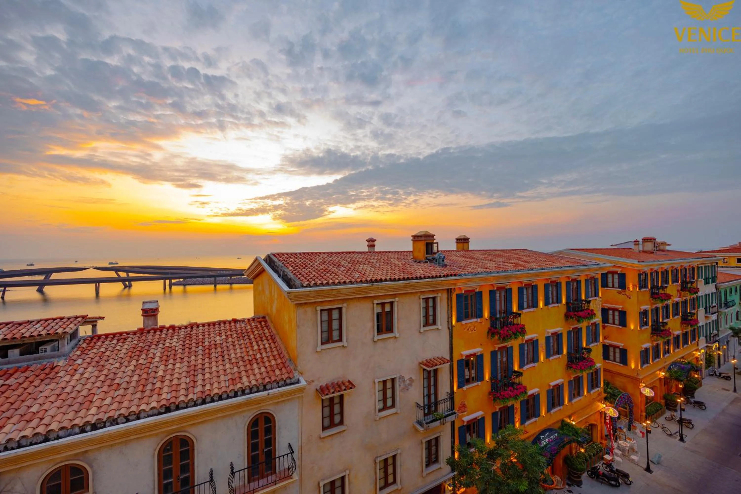 Property building in Venice Hotel Phu Quoc - Free Airport Shuttle & Sunset Town Tour