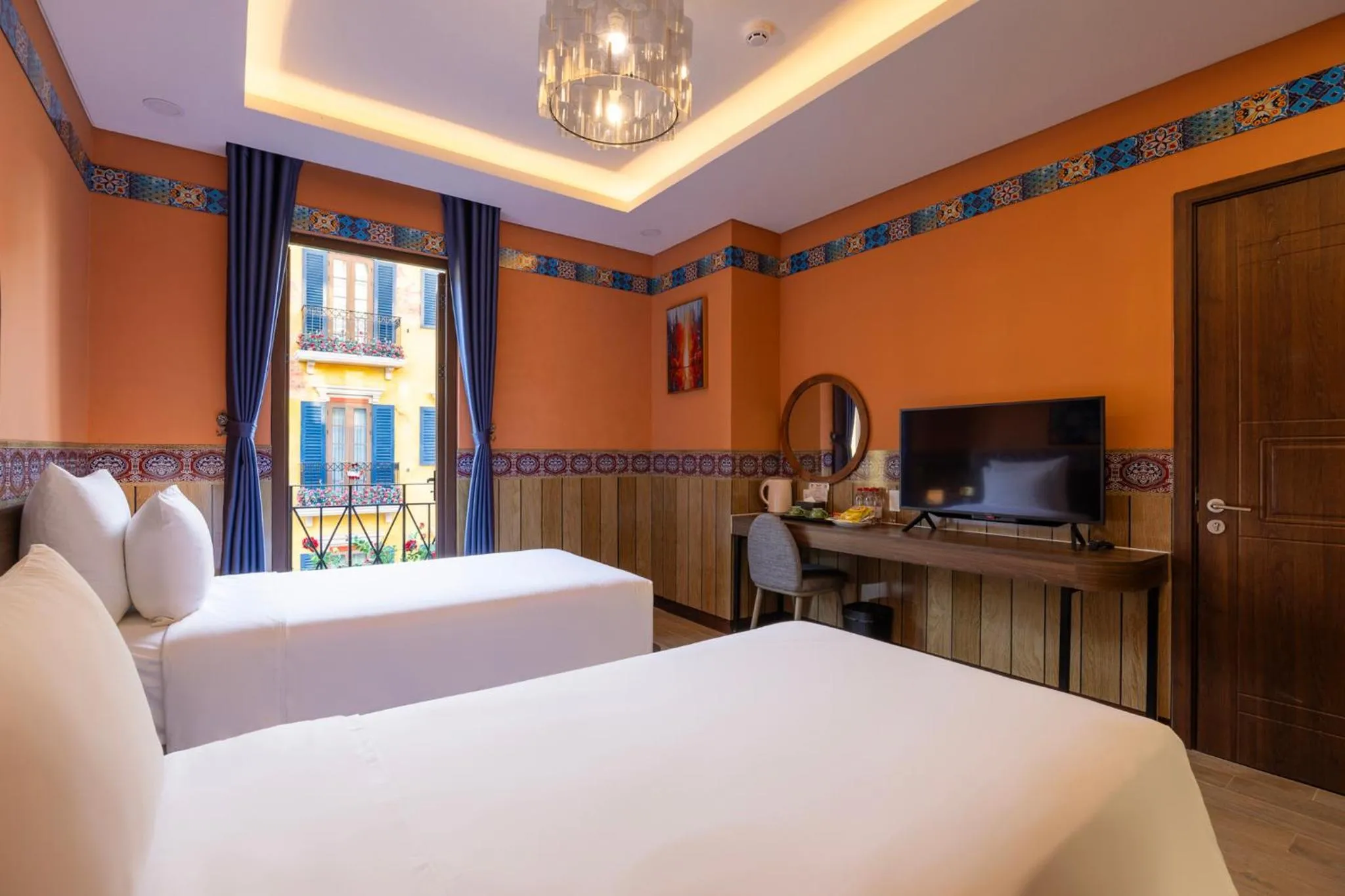 Bed in Venice Hotel Phu Quoc - Free Airport Shuttle & Sunset Town Tour