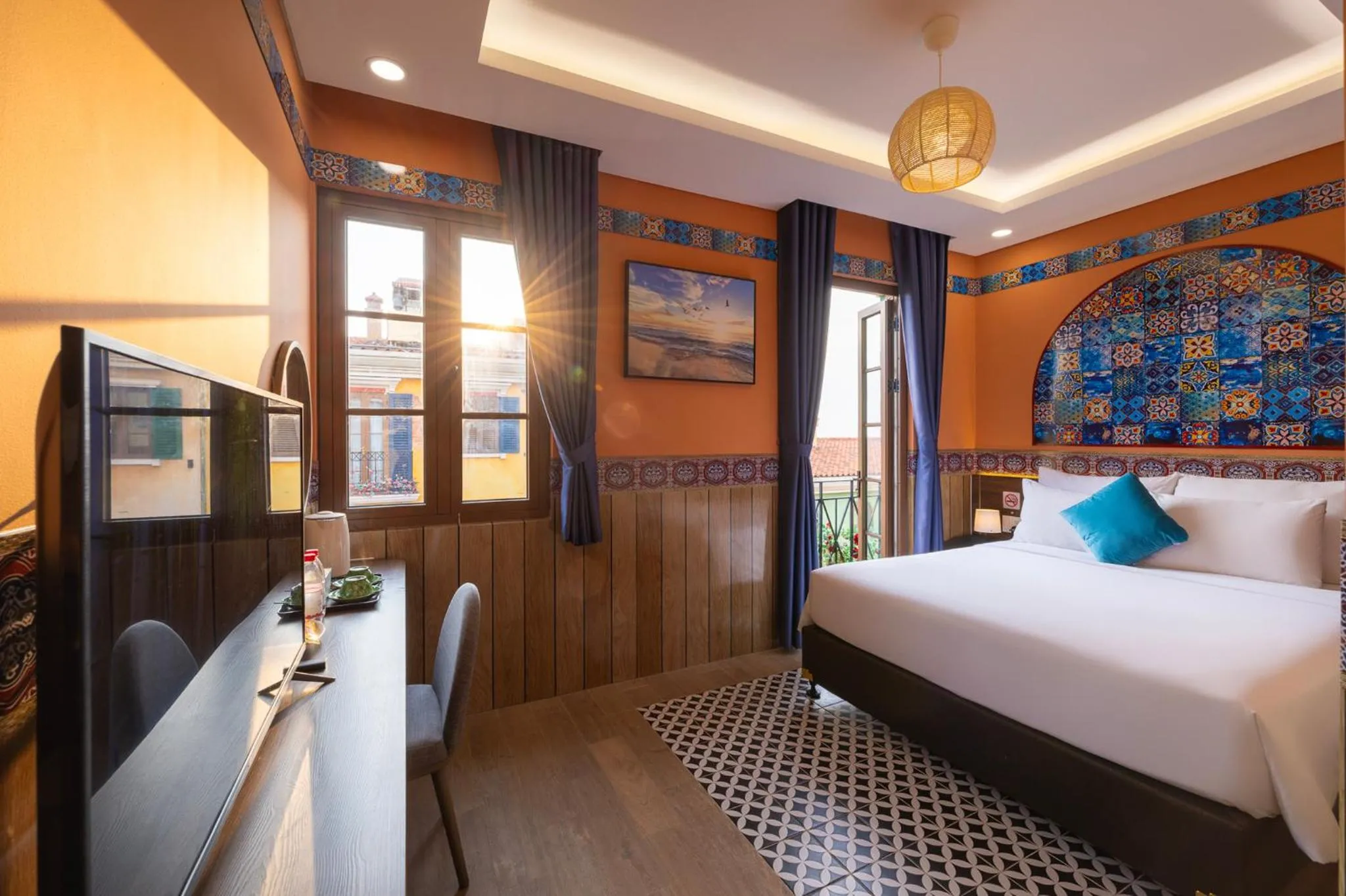 Bed in Venice Hotel Phu Quoc - Free Airport Shuttle & Sunset Town Tour