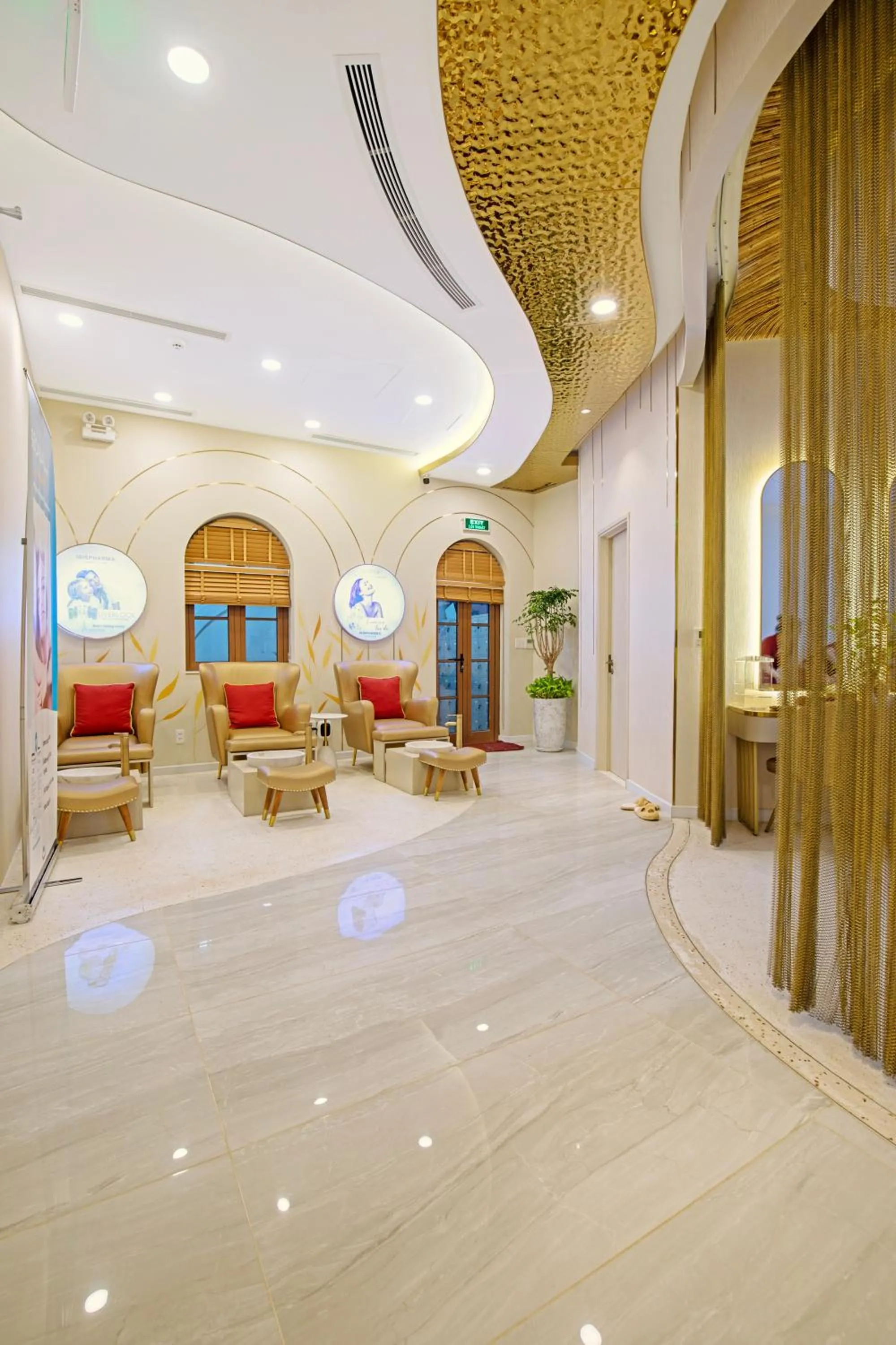 Massage in Venice Hotel Phu Quoc - Free Airport Shuttle & Sunset Town Tour
