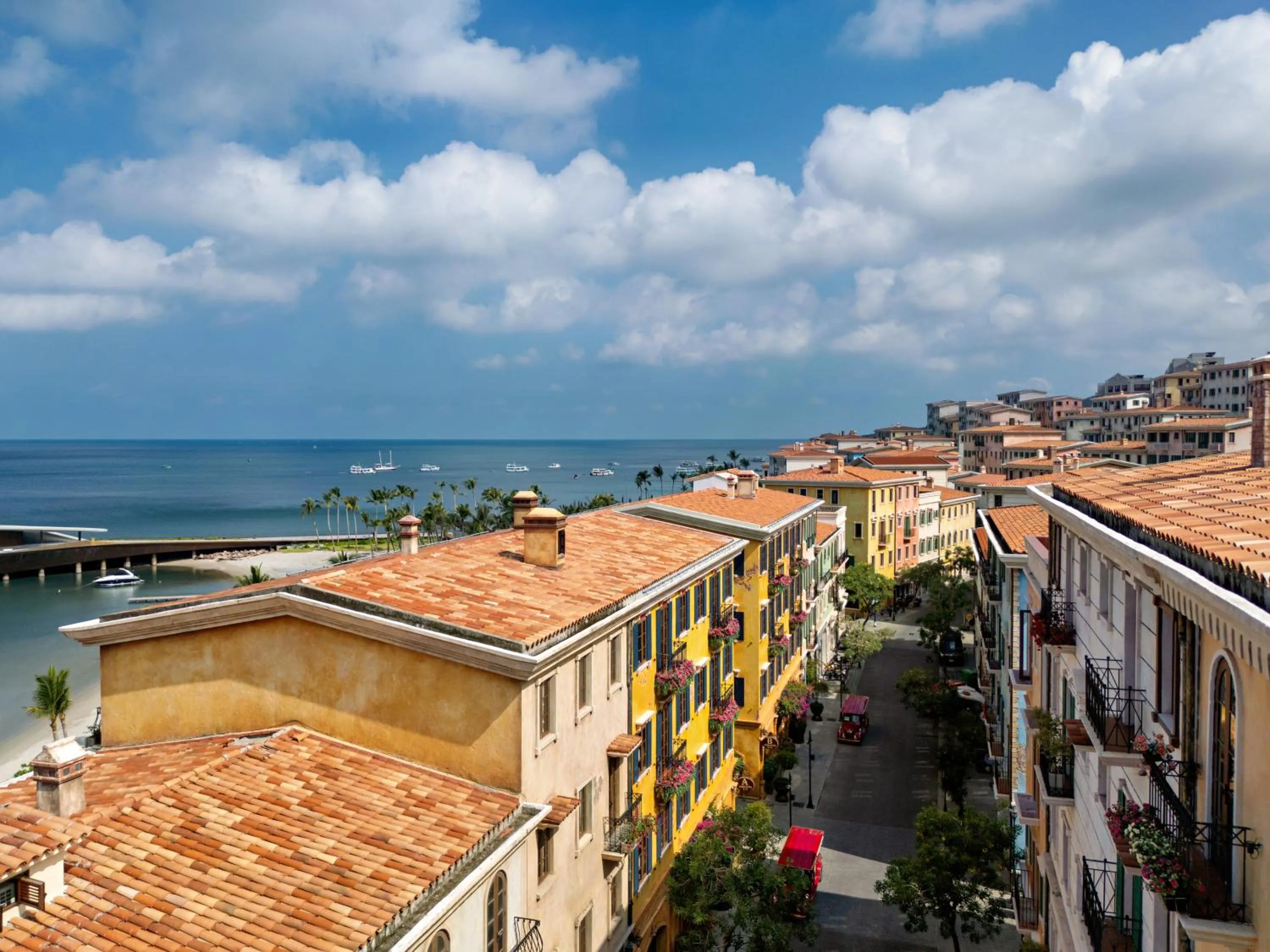 Property building in Venice Hotel Phu Quoc - Free Airport Shuttle & Sunset Town Tour