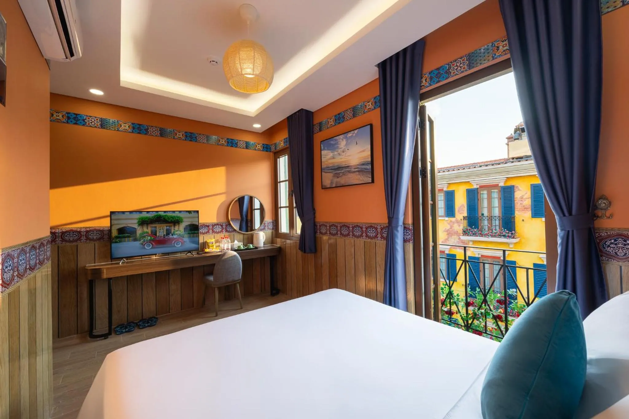 Bedroom, Bed in Venice Hotel Phu Quoc - Free Airport Shuttle & Sunset Town Tour