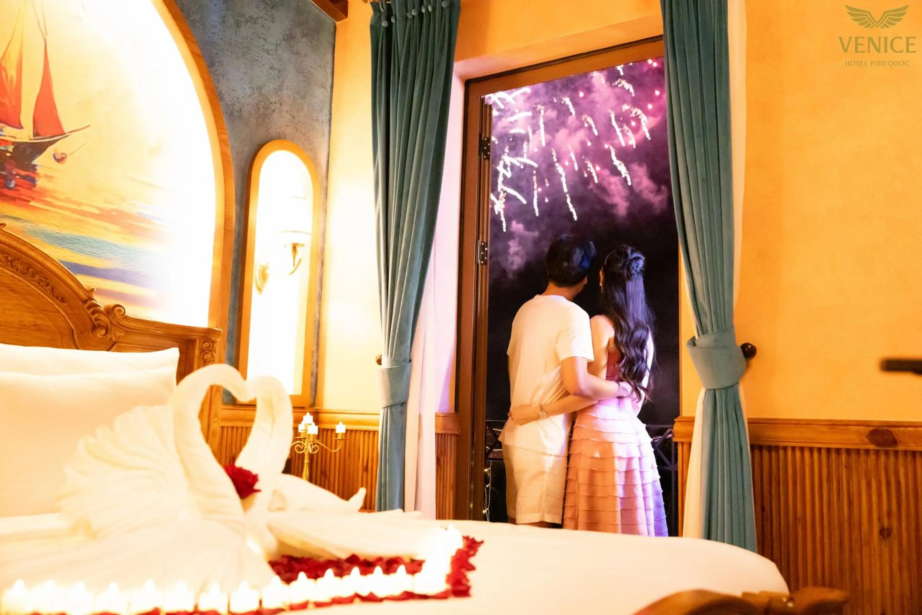 Bed in Venice Hotel Phu Quoc - Free Airport Shuttle & Sunset Town Tour