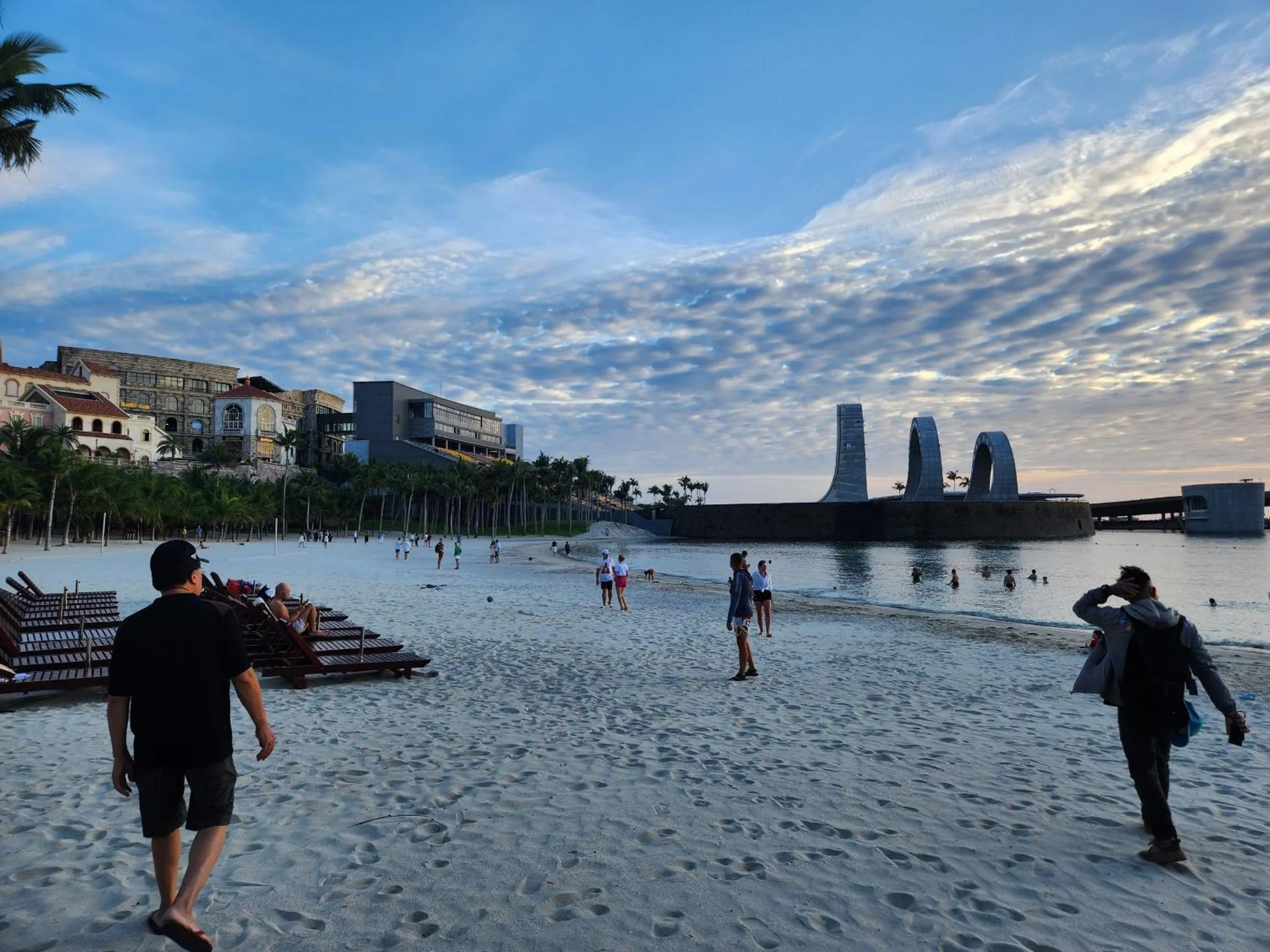 Beach in Venice Hotel Phu Quoc - Free Airport Shuttle & Sunset Town Tour