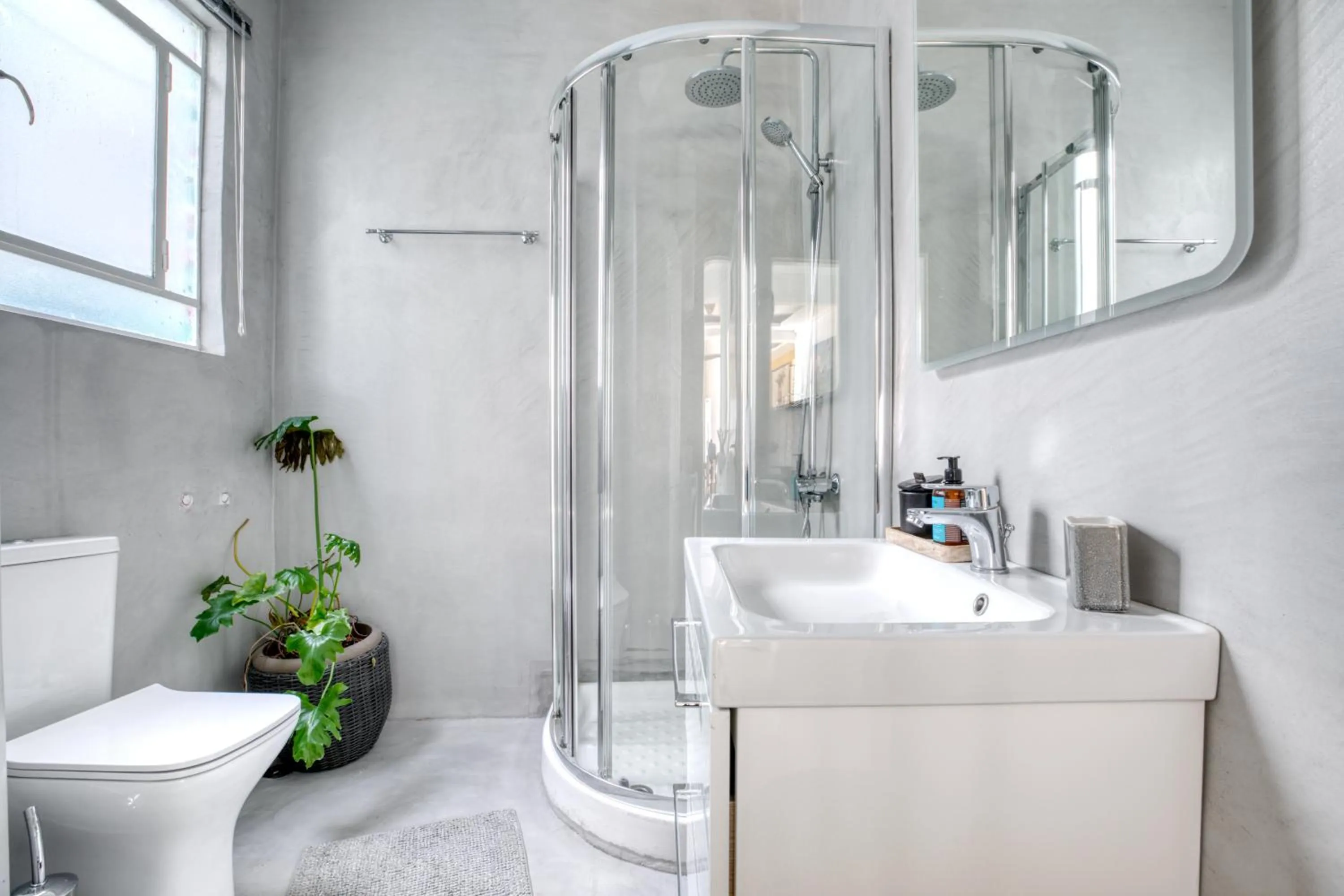 Shower in SMG Boutique Apartments