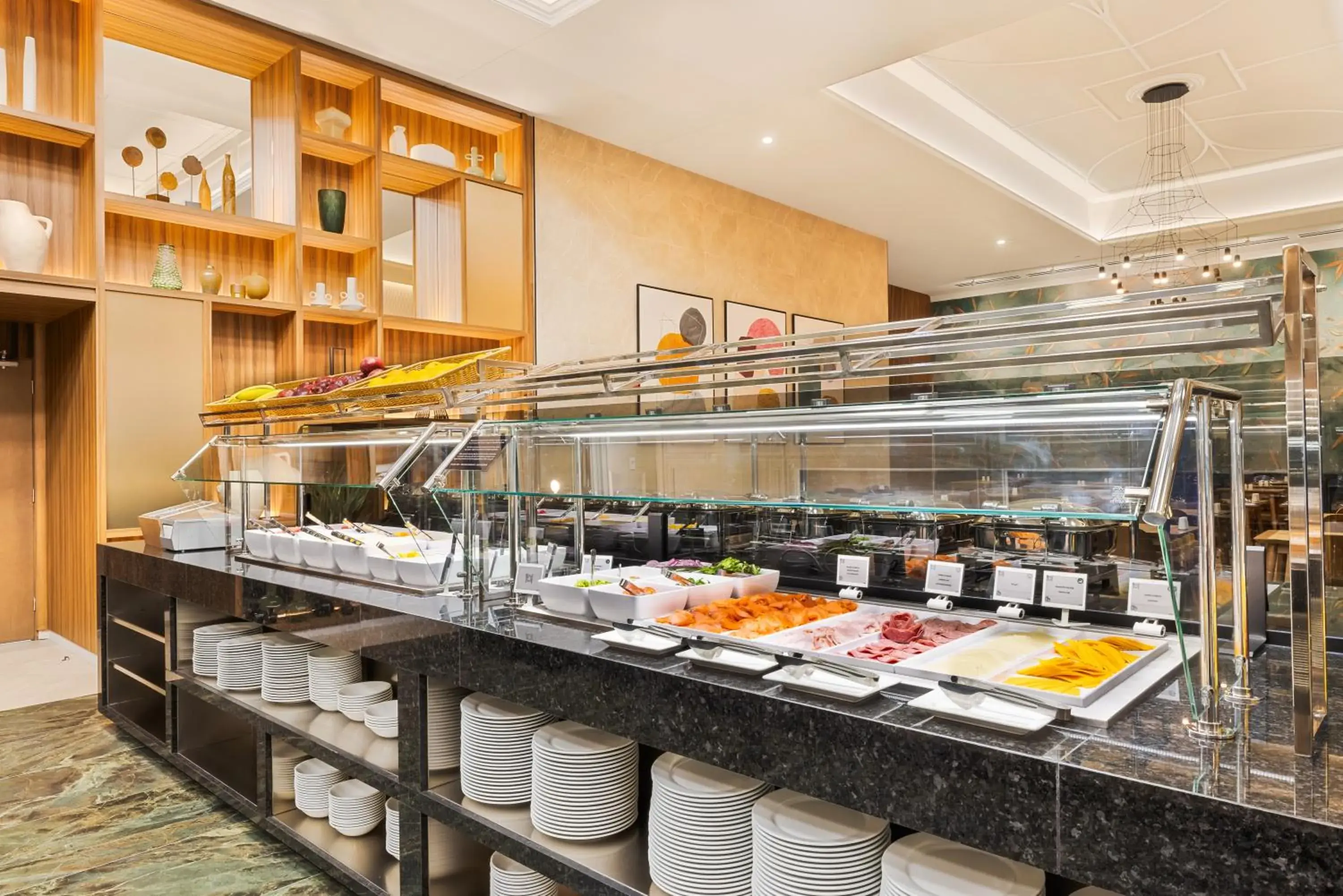 Buffet breakfast in Riu Plaza Chicago Buffet breakfast in Riu Plaza Chicago