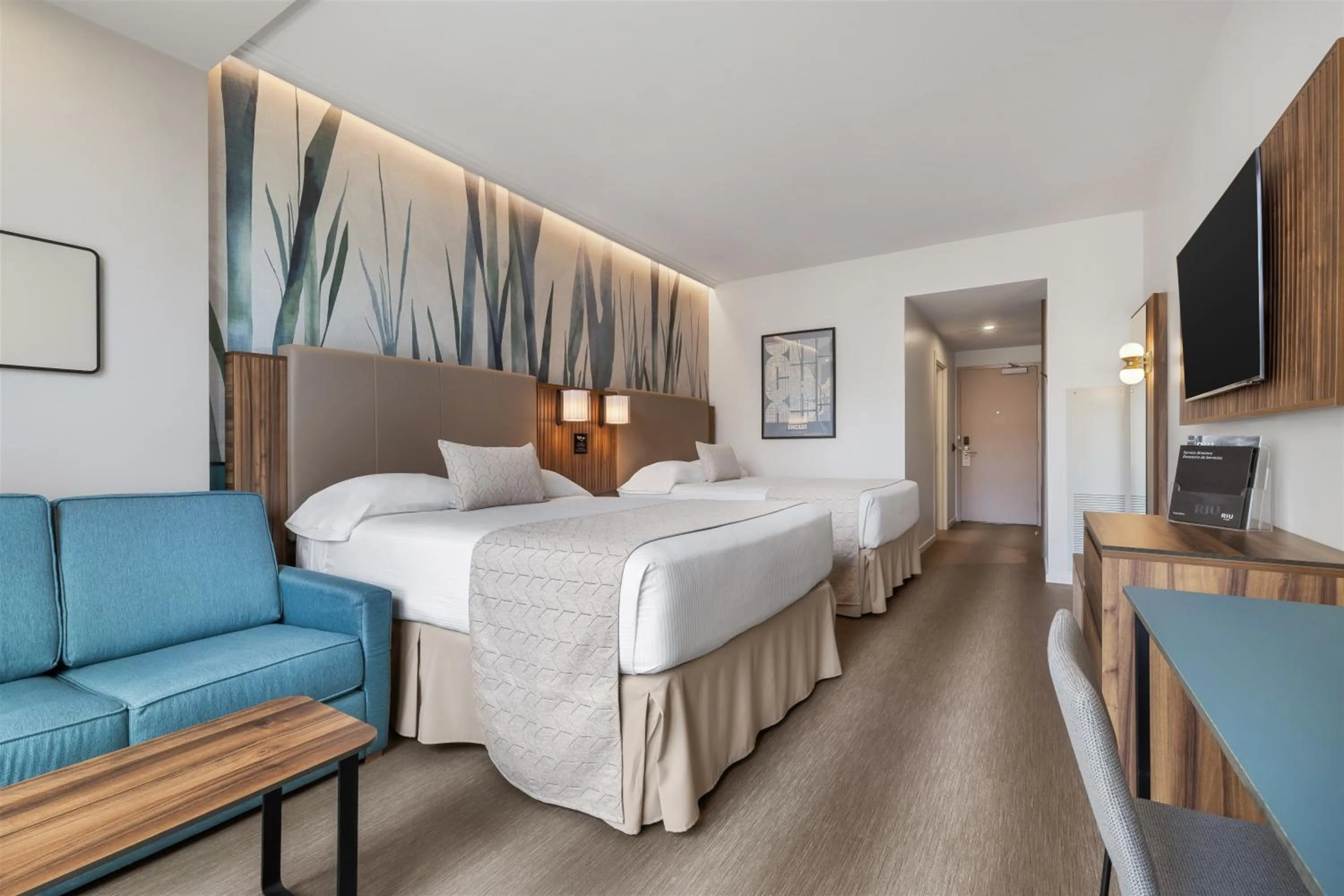 Bed in Riu Plaza Chicago