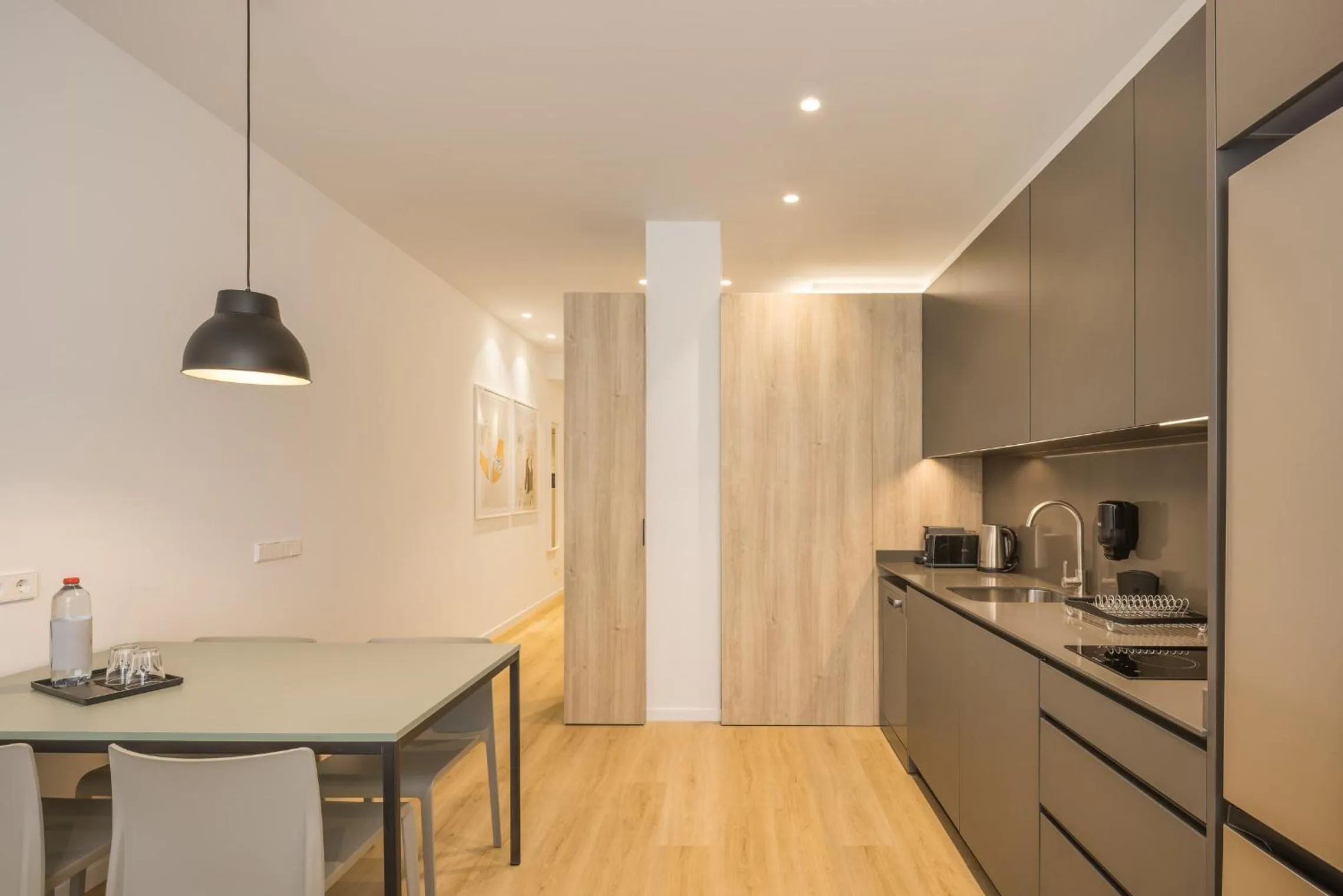kitchen in Mon Suites Jardín de Ayora