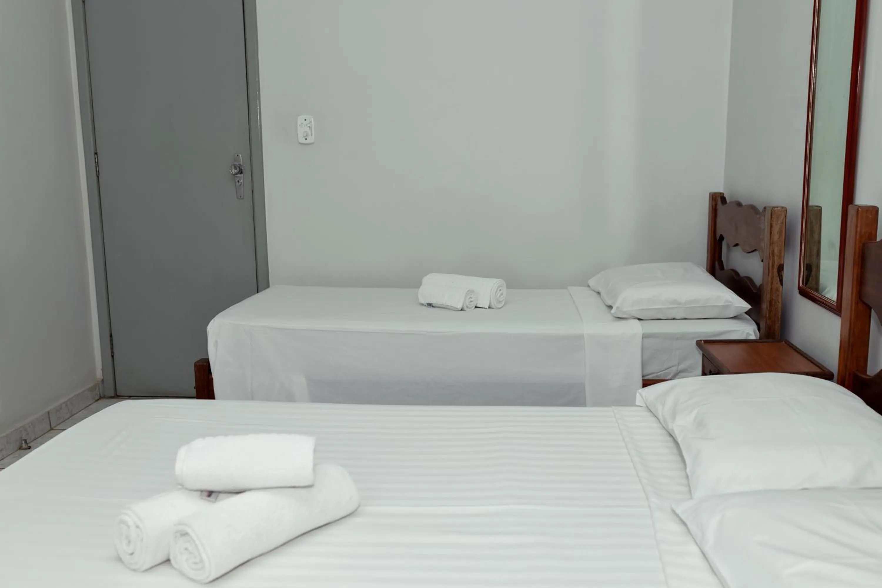 Bed in Carlton Express Imbiara