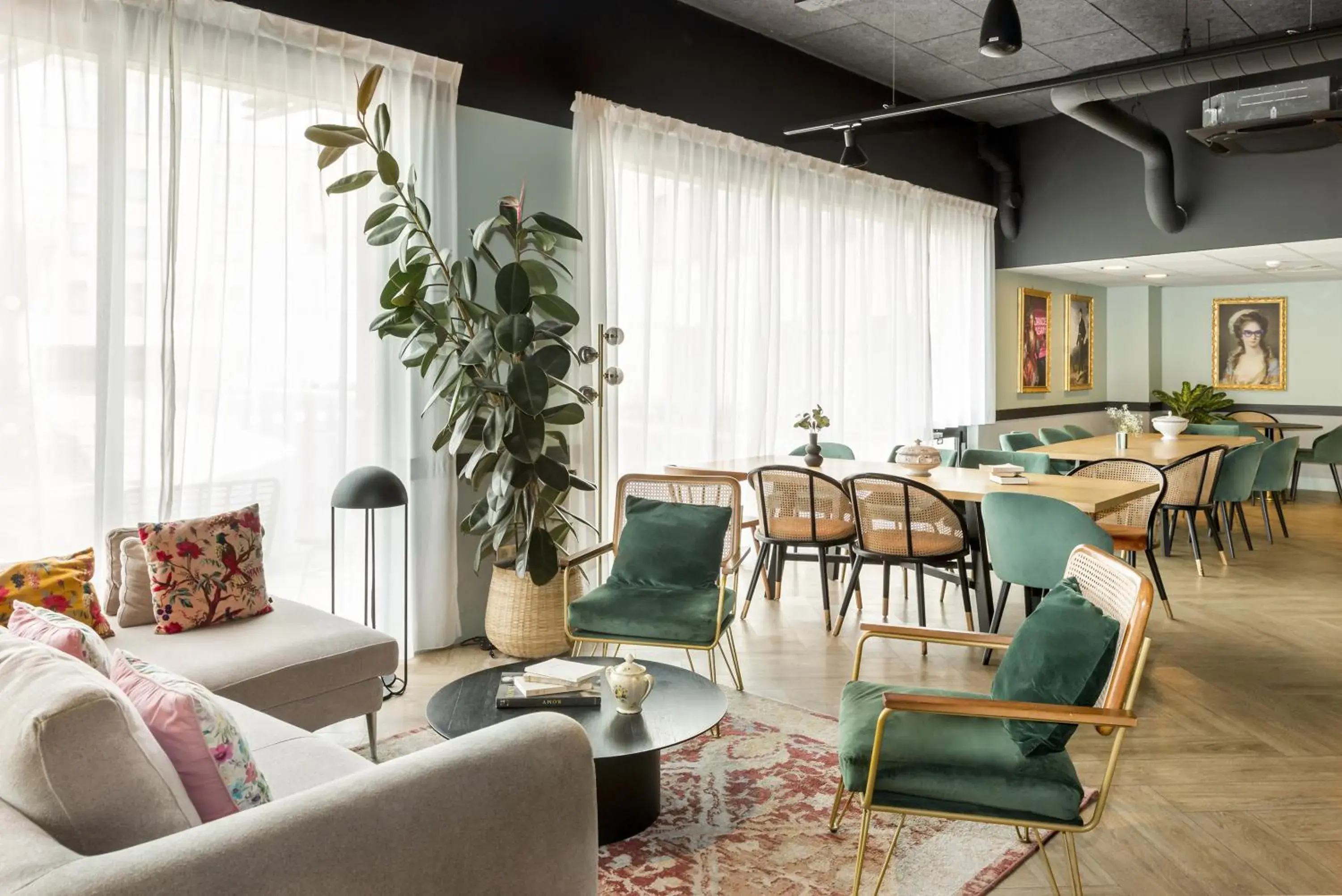 Living room in Appart'City Collection Paris Roissy CDG Airport Living room in Appart'City Collection Paris Roissy CDG Airport