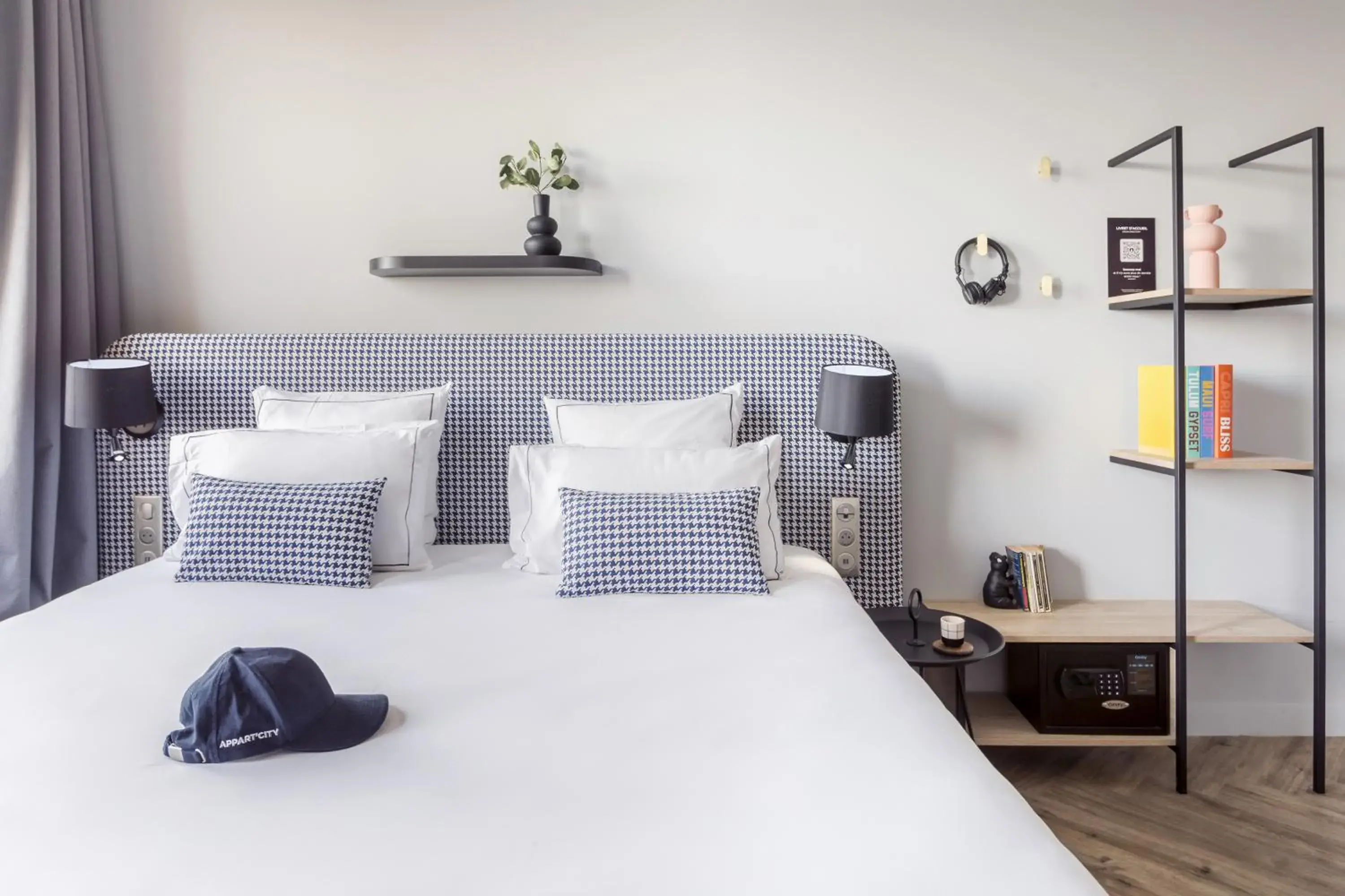 Bed in Appart'City Collection Paris Roissy CDG Airport Bed in Appart'City Collection Paris Roissy CDG Airport