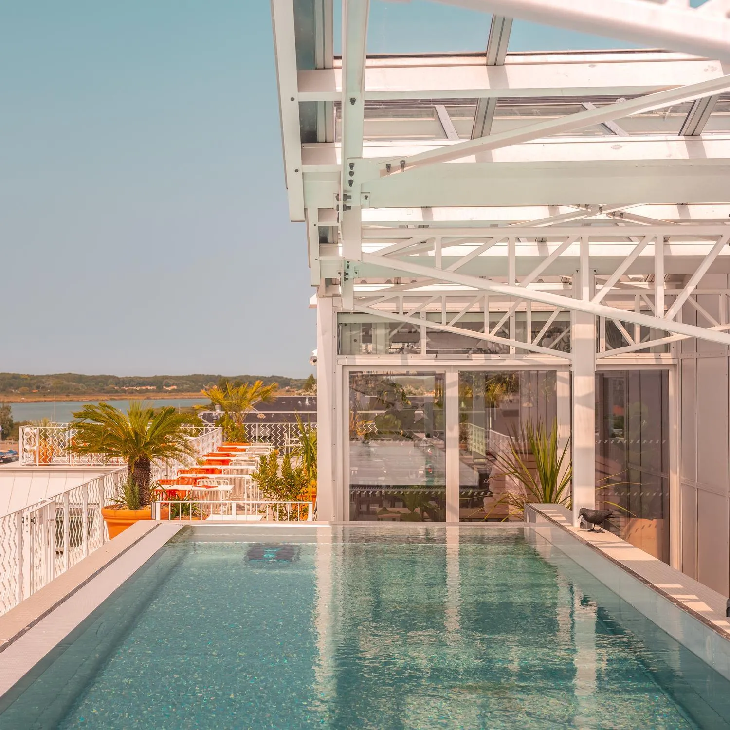Swimming pool in Hôtel Vertime