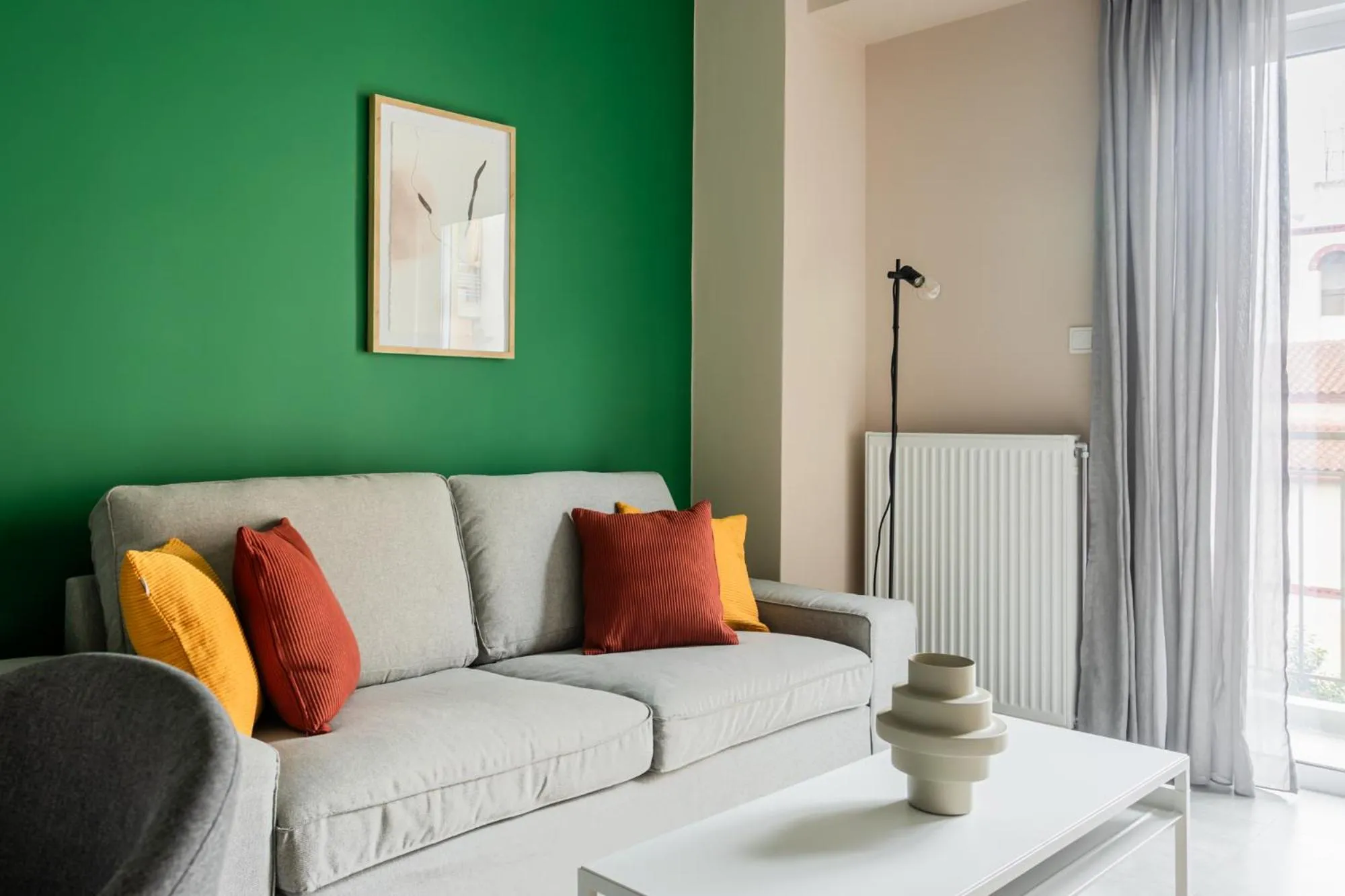 Living room in Snug by Zoia Living