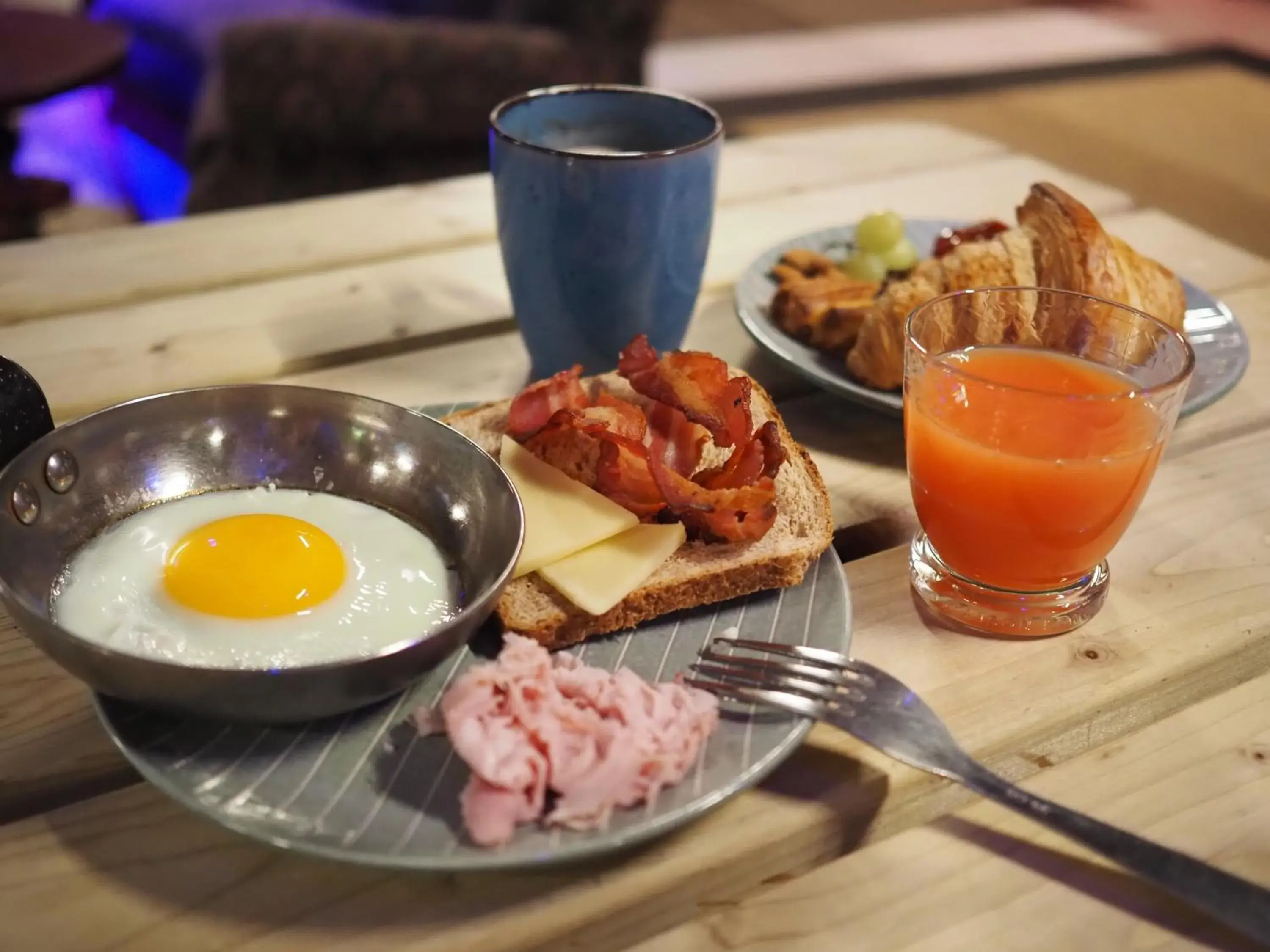 Breakfast in JOST Hôtel Lille Centre Breakfast in JOST Hôtel Lille Centre