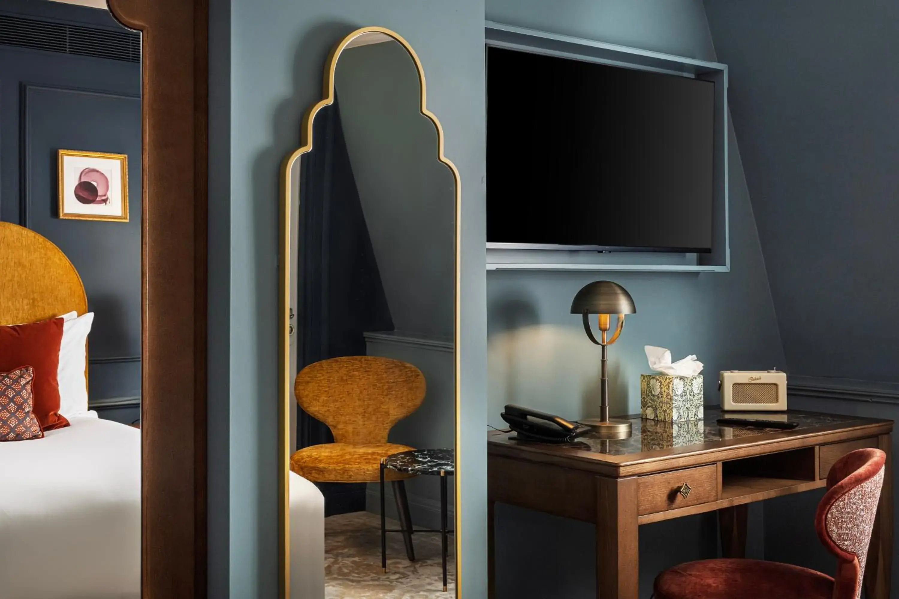 Decorative detail, Bed in Francis Hotel Bath Decorative detail, Bed in Francis Hotel Bath