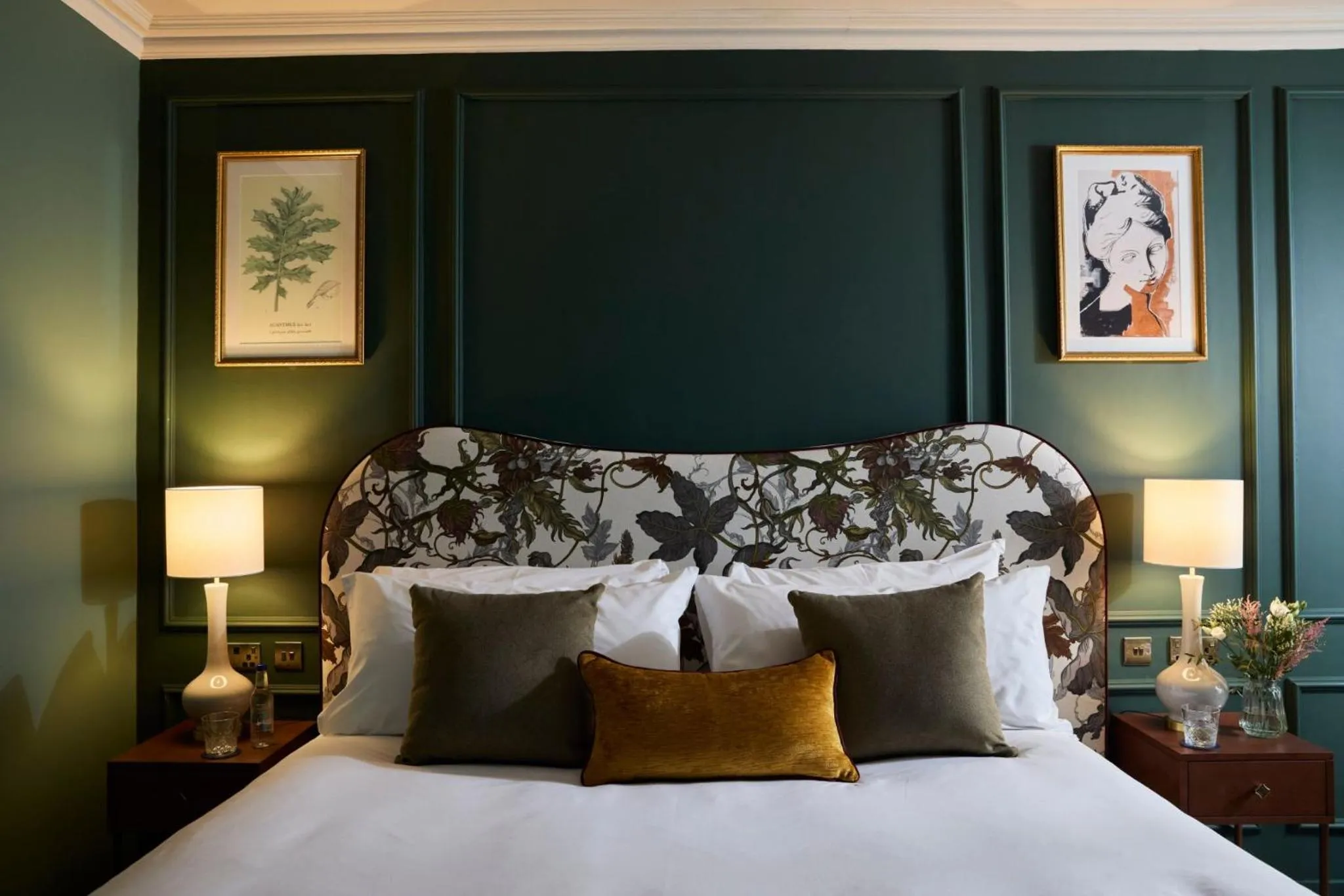 Bedroom, Bed in Francis Hotel Bath