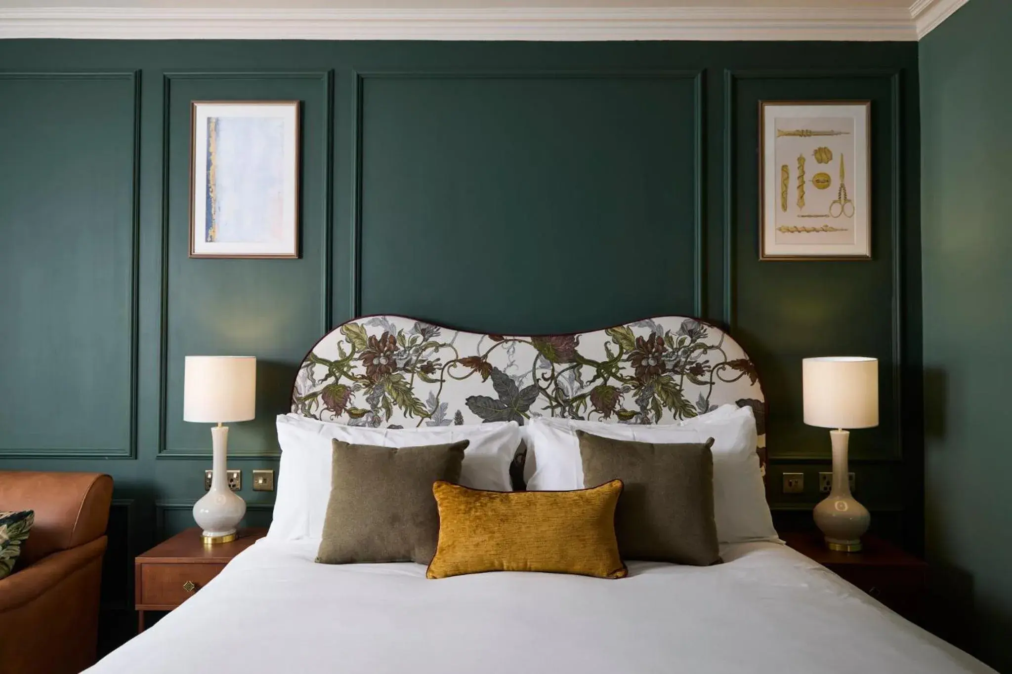 Bedroom, Bed in Francis Hotel Bath Bedroom, Bed in Francis Hotel Bath