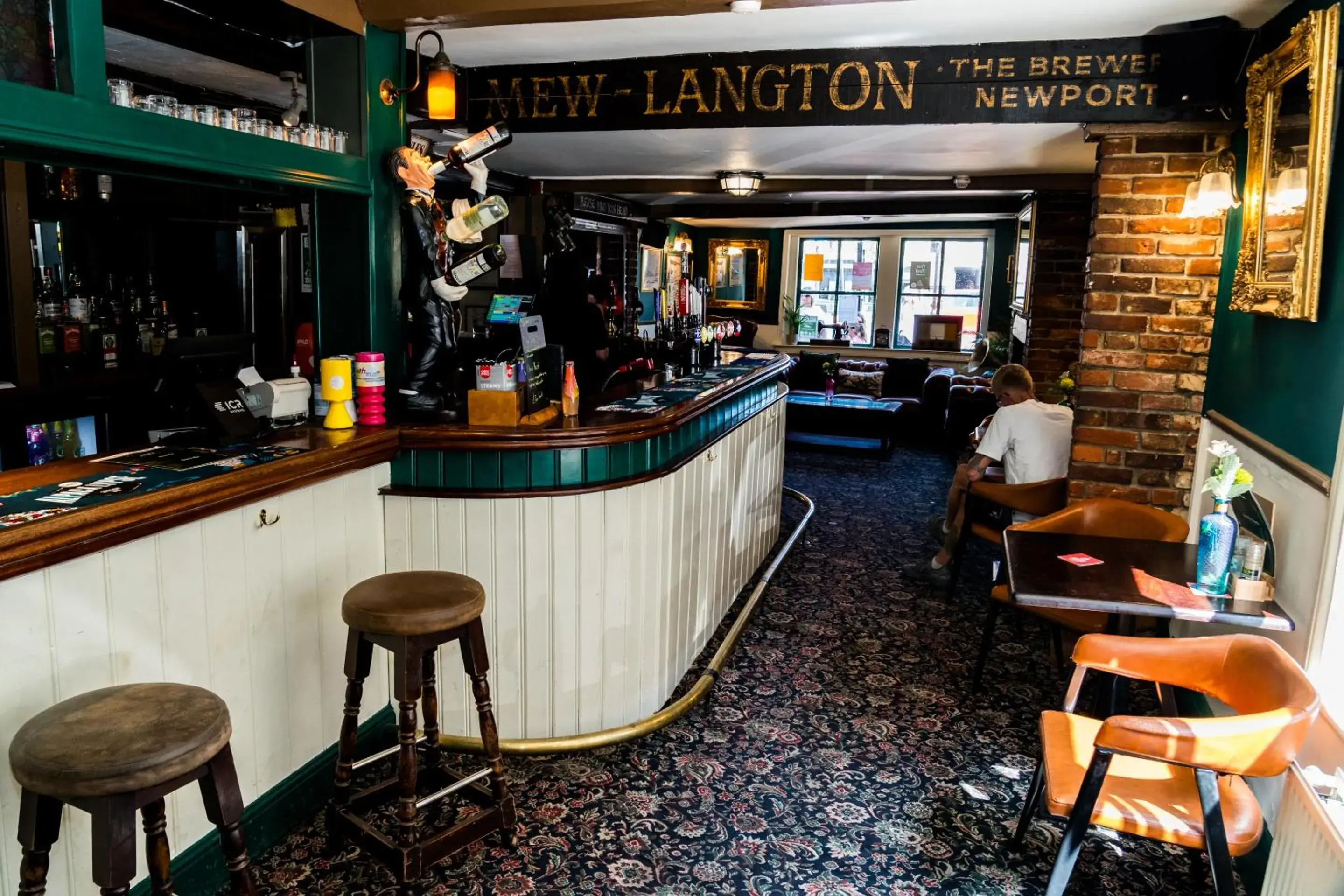 Lounge or bar in Wheatsheaf Hotel Lounge or bar in Wheatsheaf Hotel