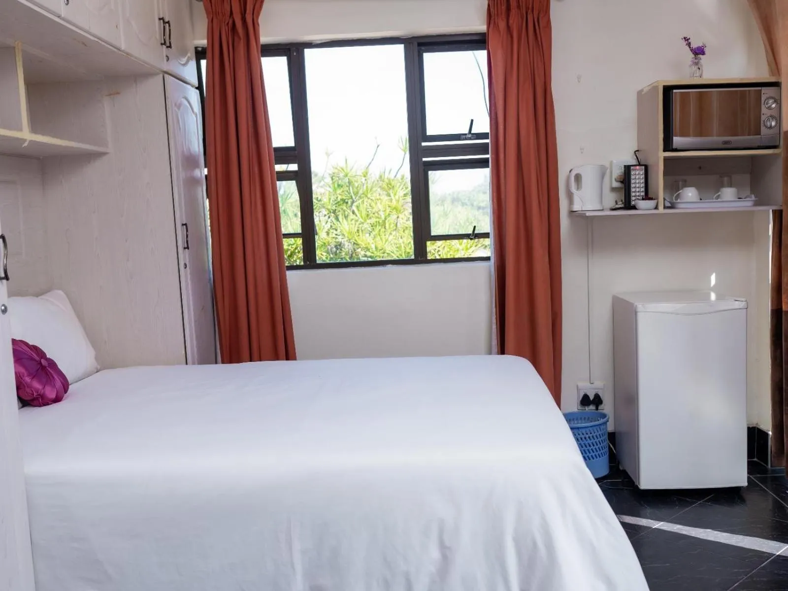 Photo of the whole room in Dolphin Coast B&B / Self catering