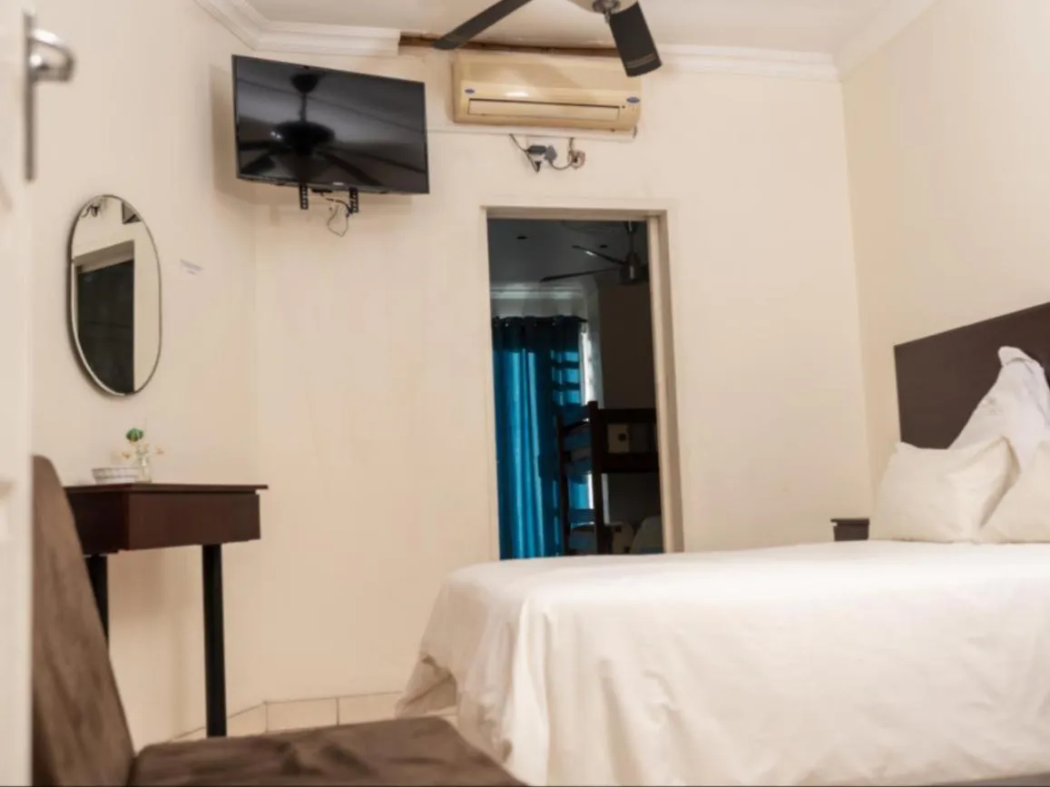 Photo of the whole room in Dolphin Coast B&B / Self catering