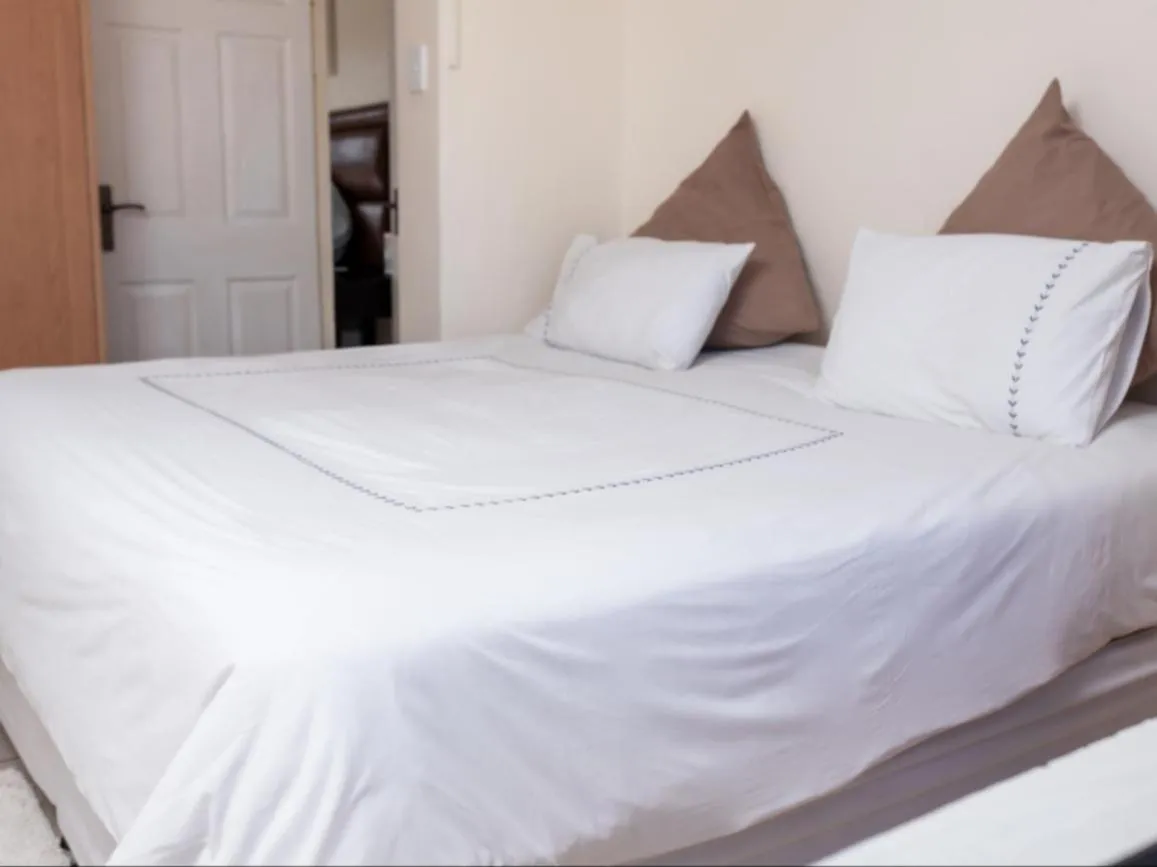 Bed in Dolphin Coast B&B / Self catering