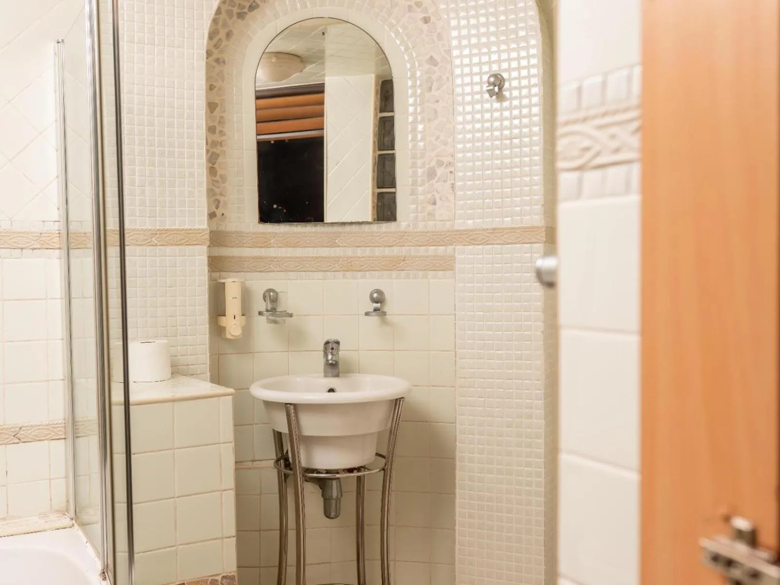 Bathroom in Dolphin Coast B&B / Self catering