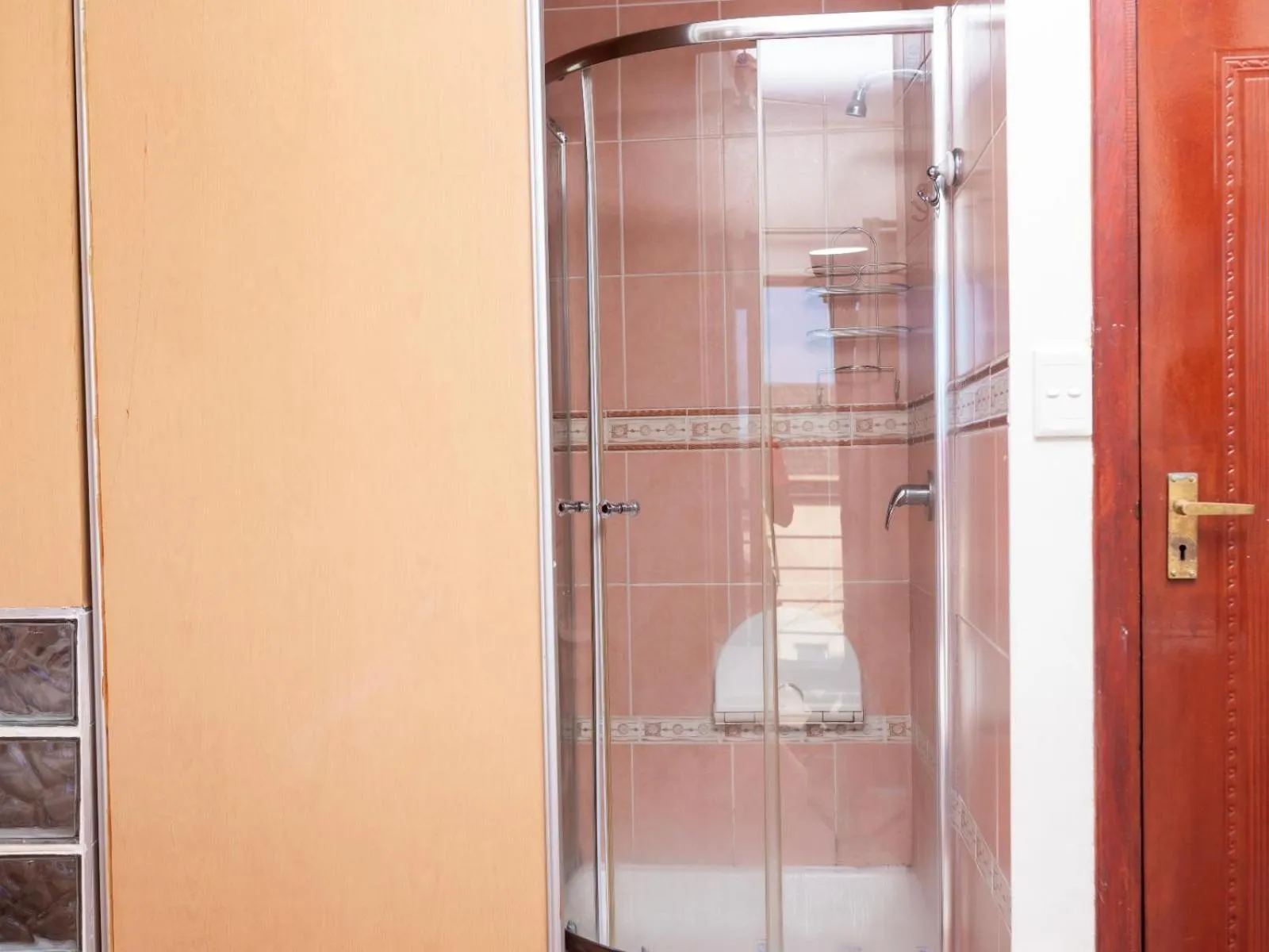 Shower in Dolphin Coast B&B / Self catering