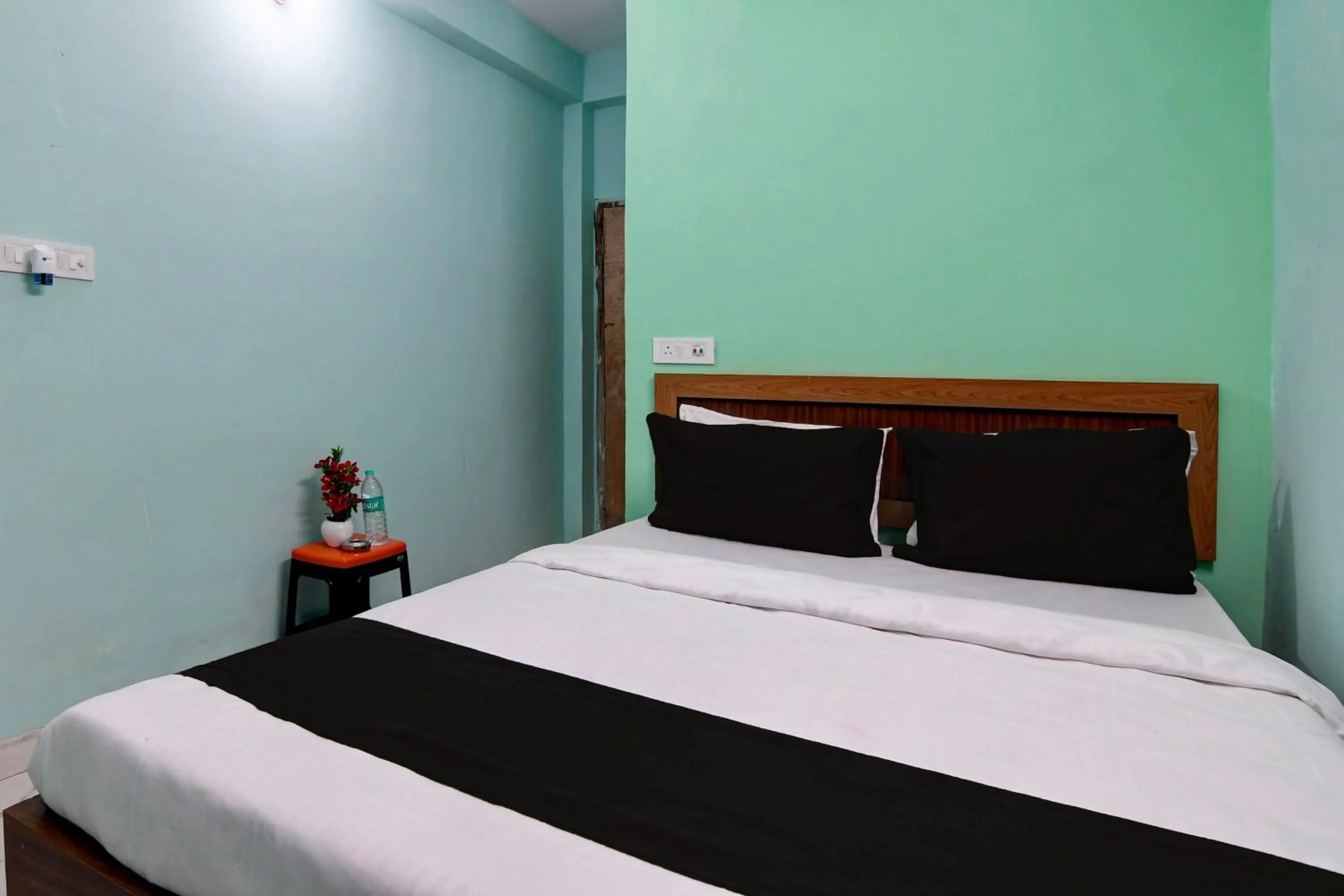 Bedroom, Bed in Hotel O Relax Inn