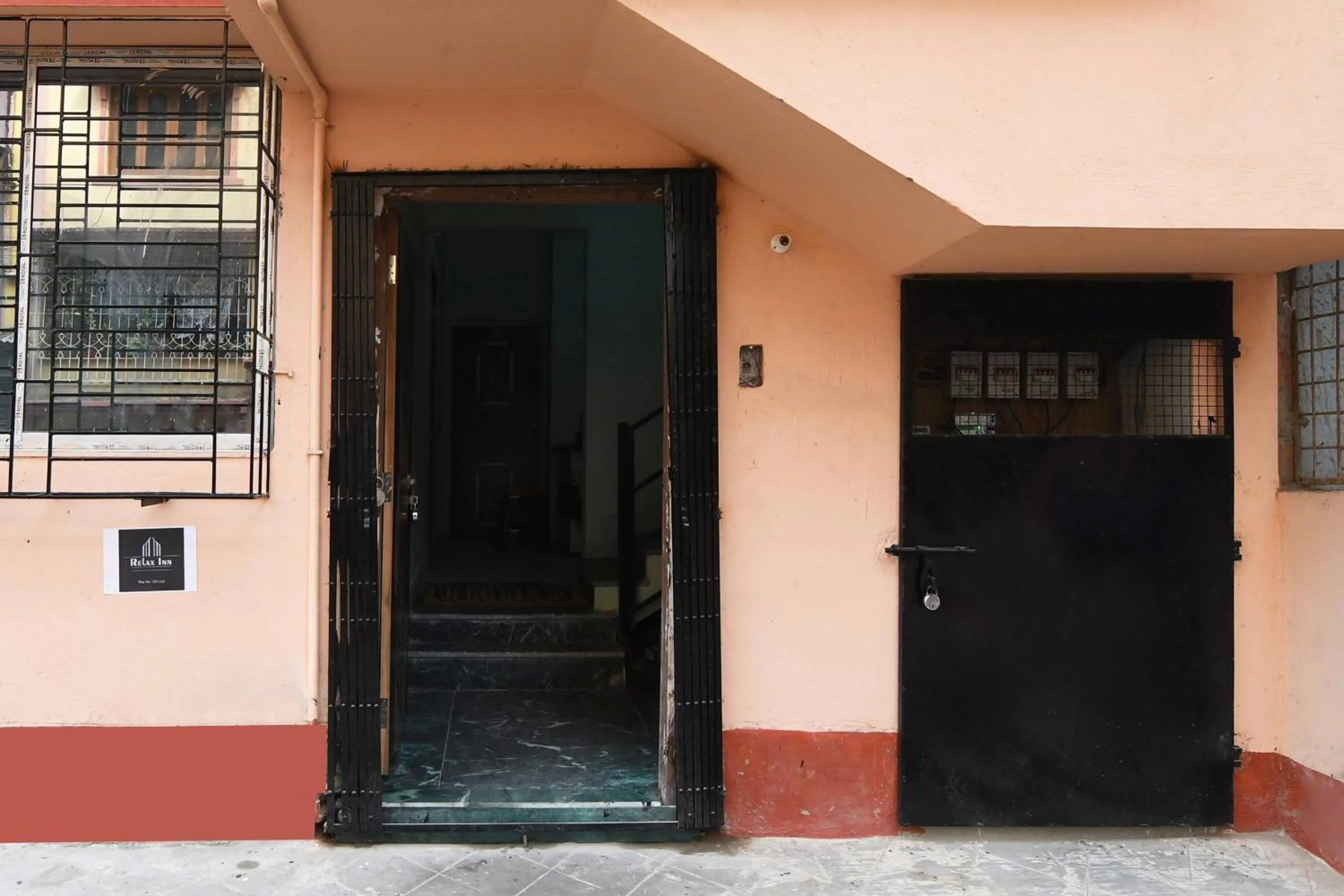 Facade/entrance in Hotel O Relax Inn