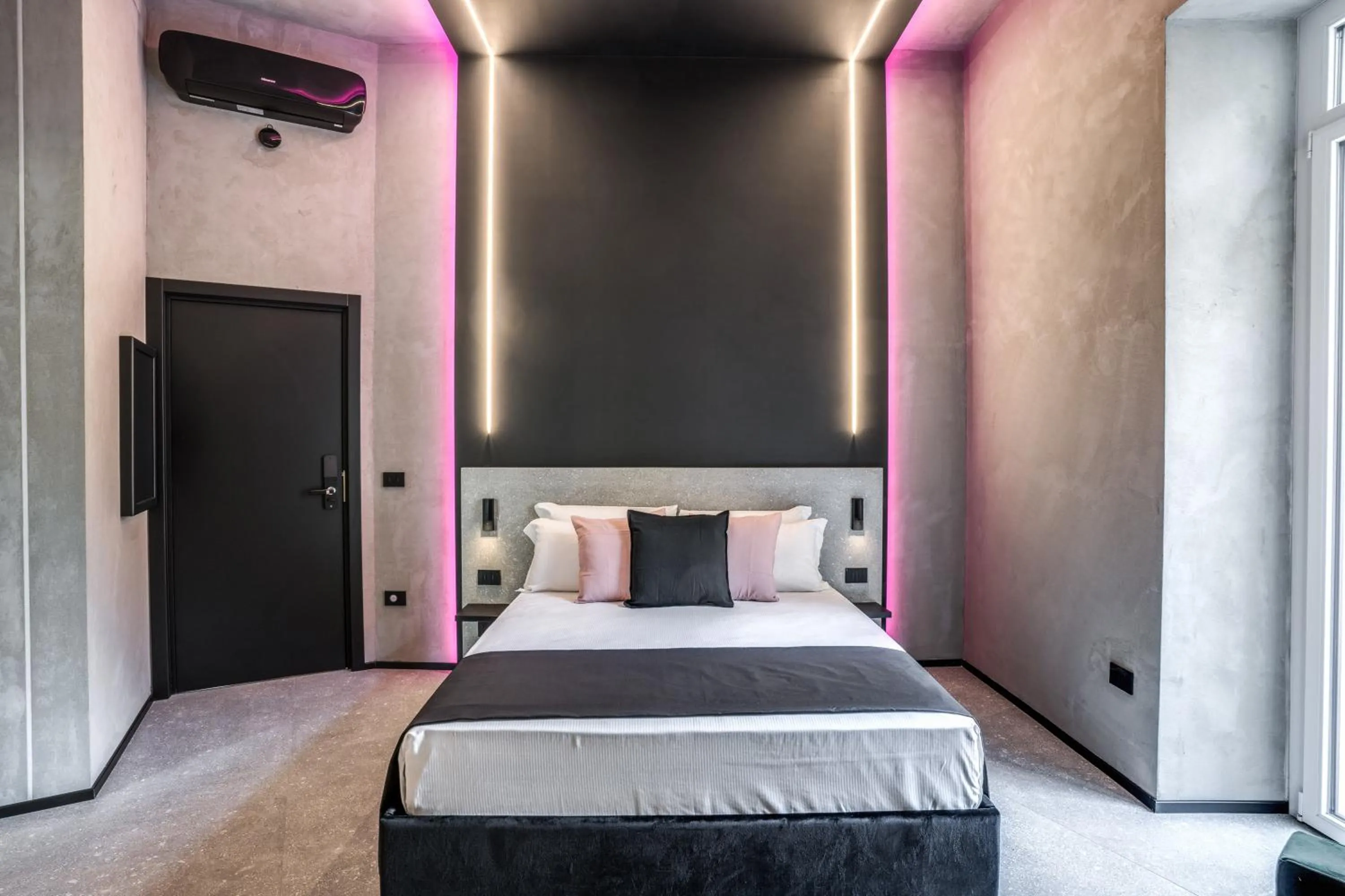 Bed in Gallery Experience Napoli