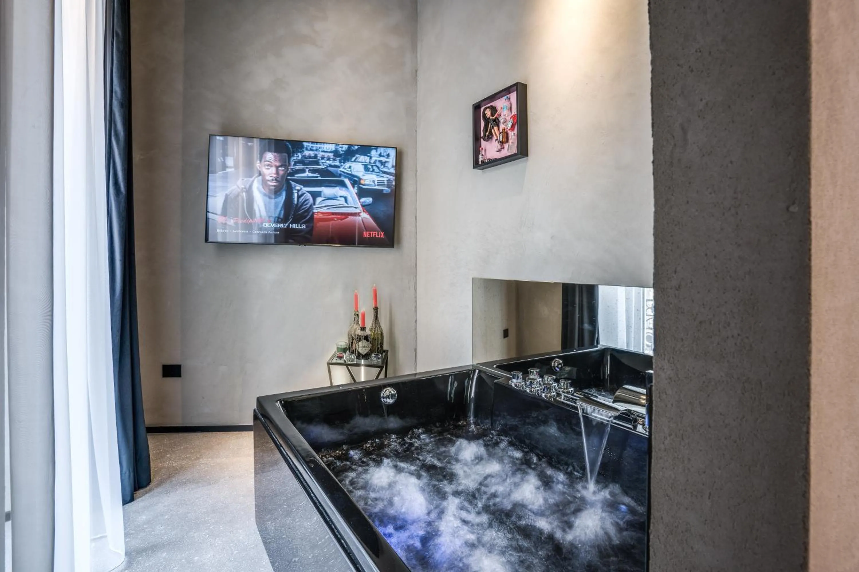 TV and multimedia in Gallery Experience Napoli