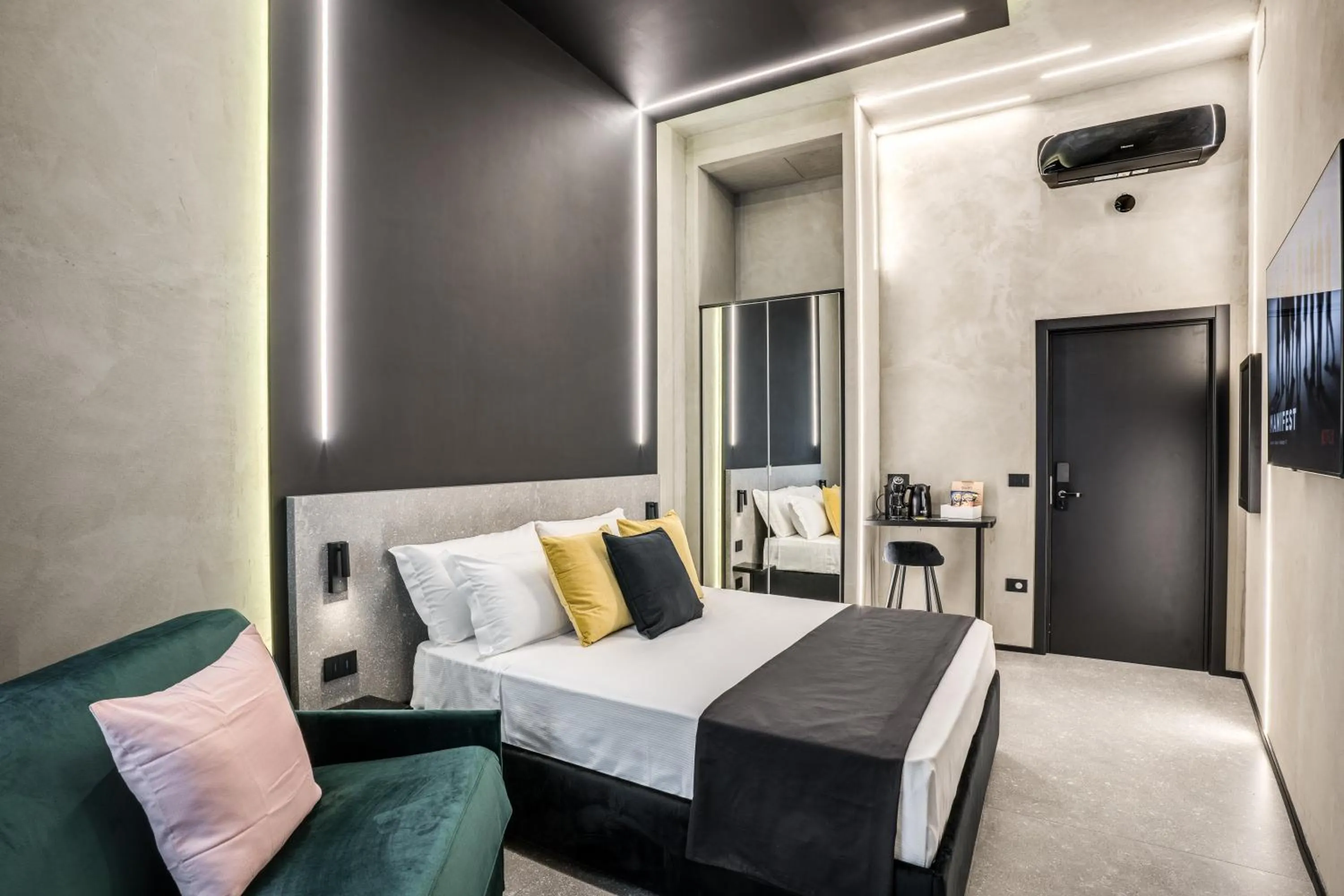 Bed in Gallery Experience Napoli
