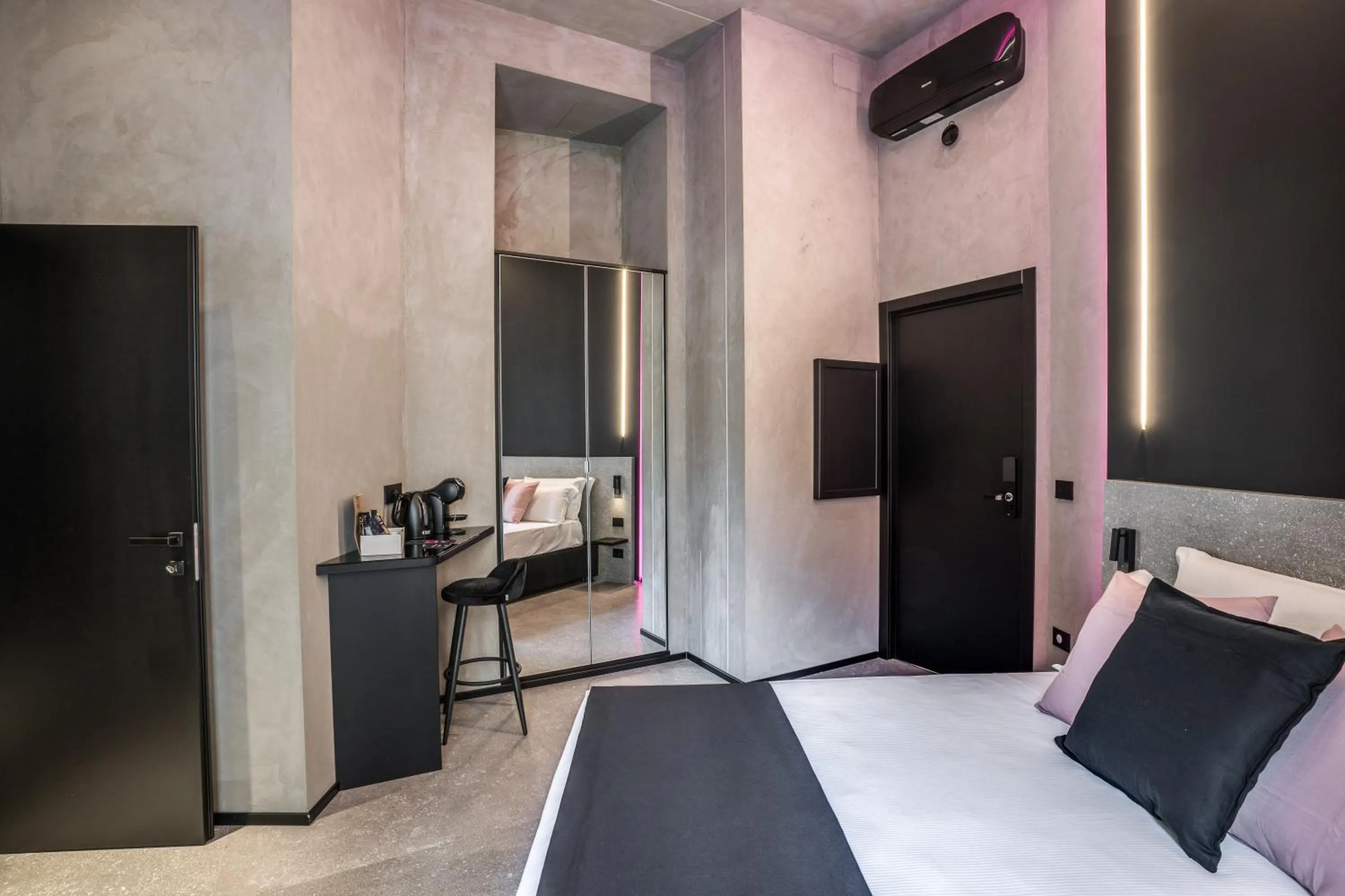 Bed in Gallery Experience Napoli