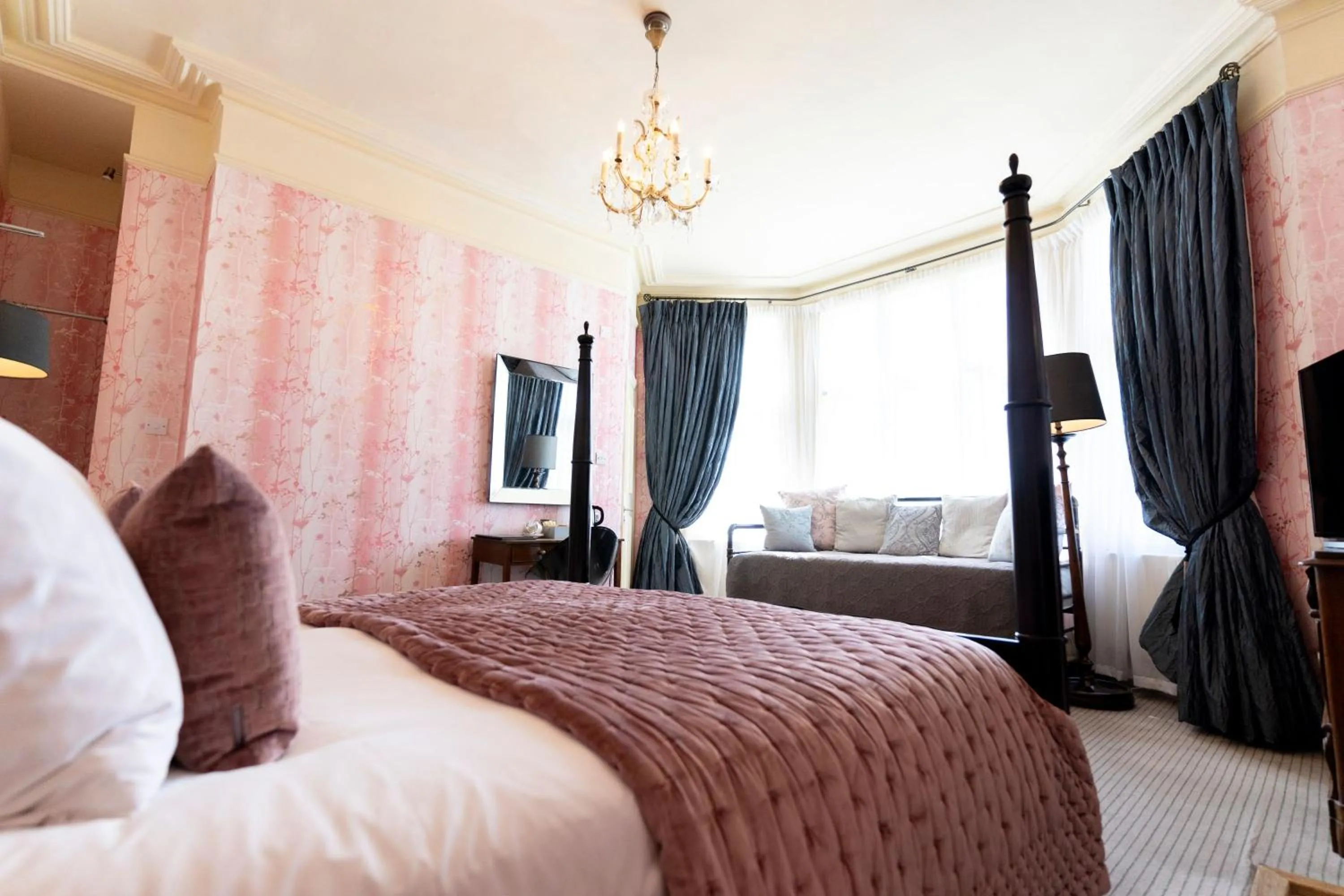 Bed in Brooks Guesthouse