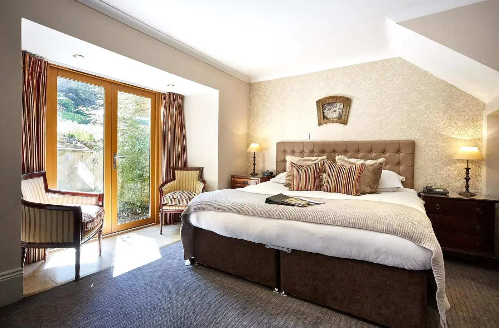 Superior King Size Double in Dorian House Boutique B&B - Free Parking! Superior King Size Double in Dorian House Boutique B&B - Free Parking!