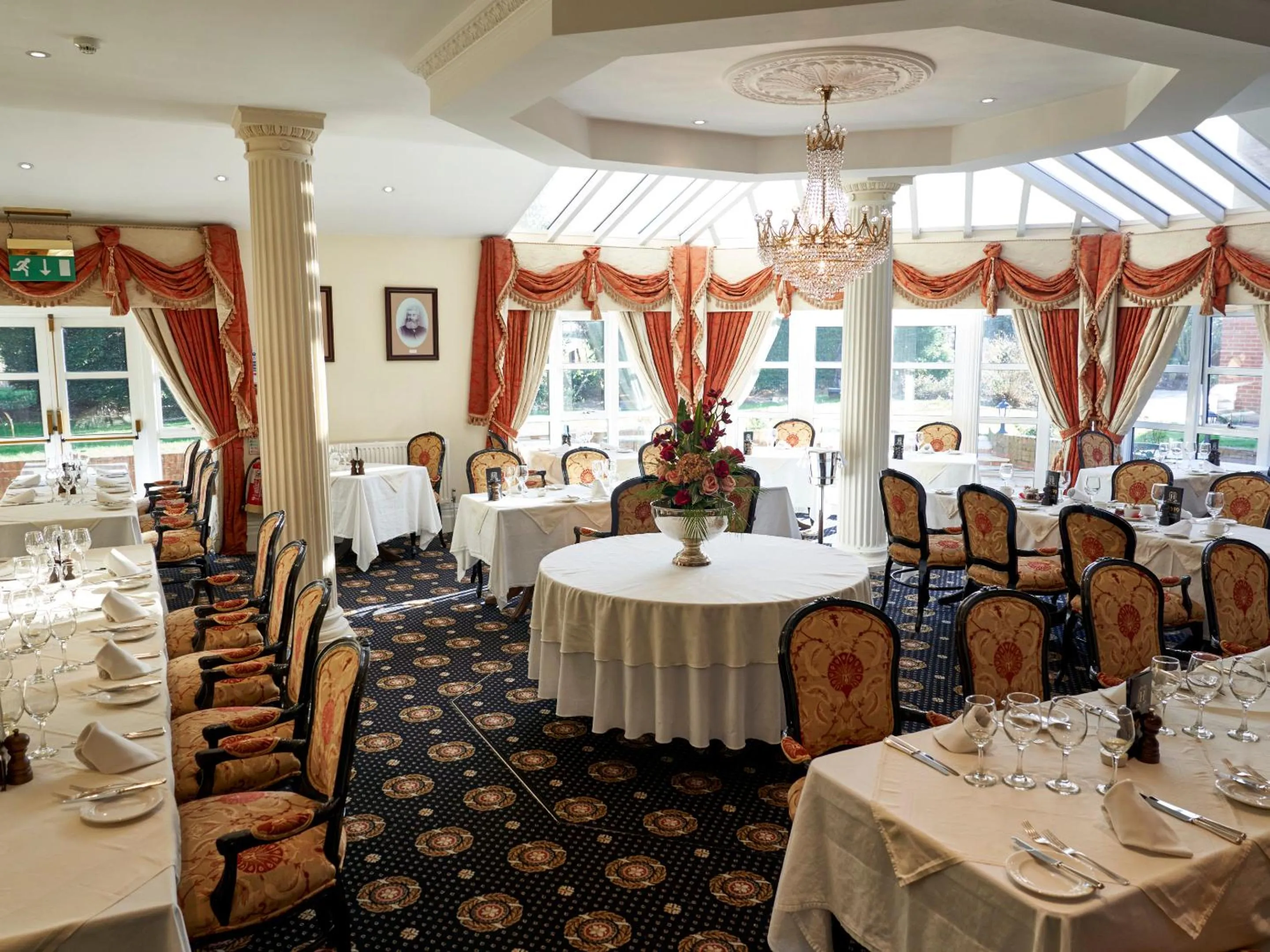 Restaurant/places to eat in Hempstead House Hotel & Restaurant