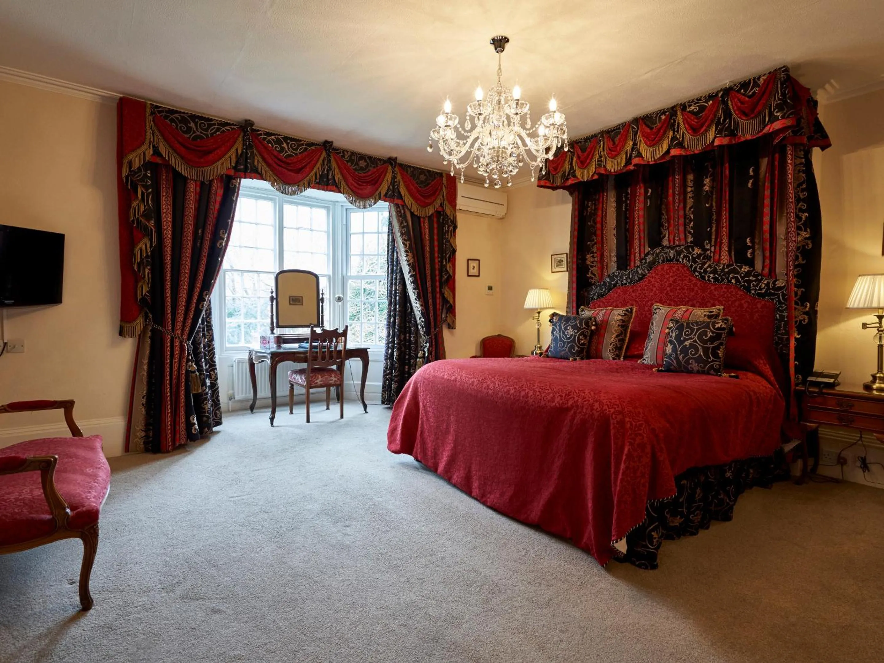 Photo of the whole room, Bed in Hempstead House Hotel & Restaurant