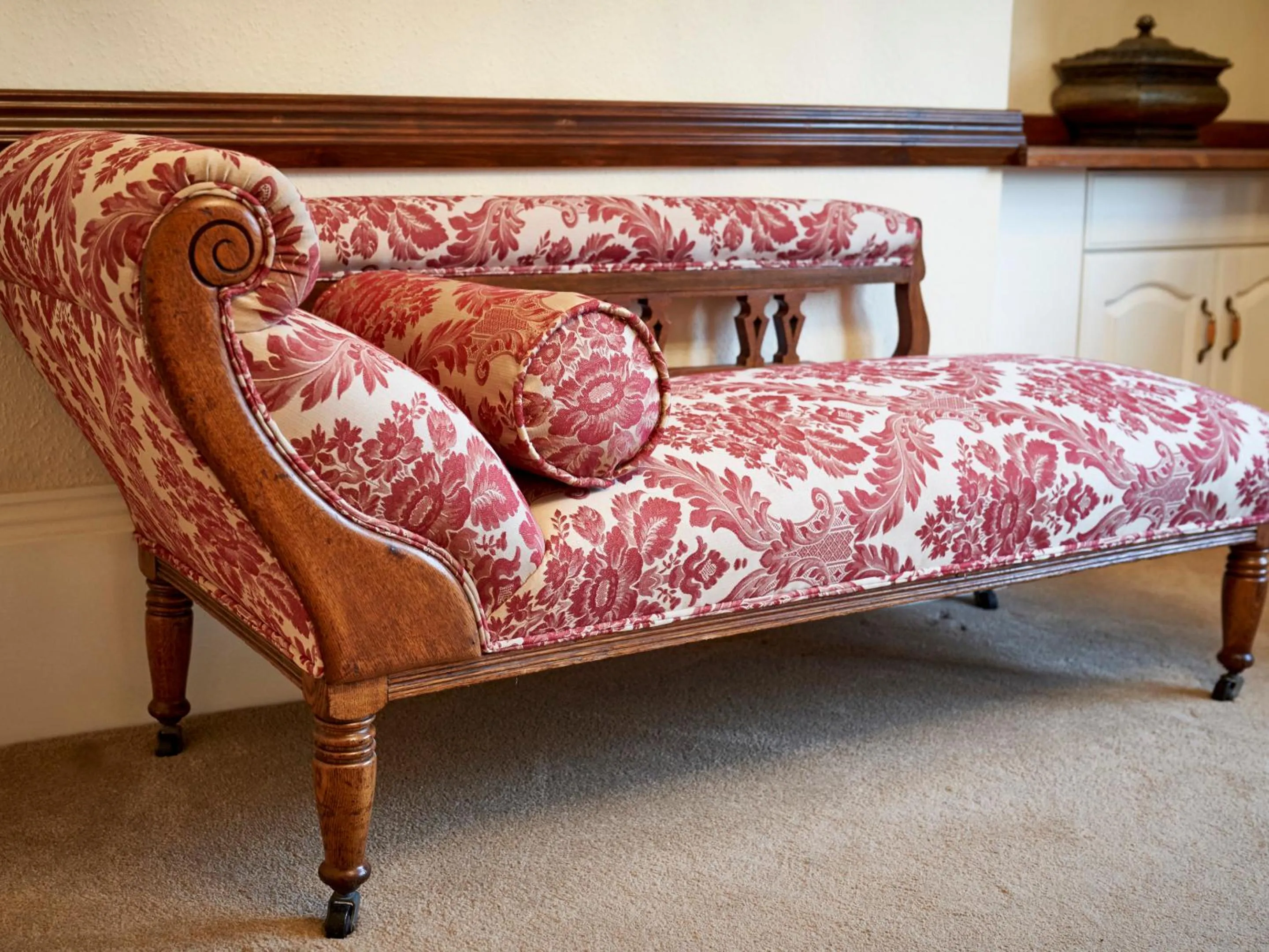 Seating area in Hempstead House Hotel & Restaurant