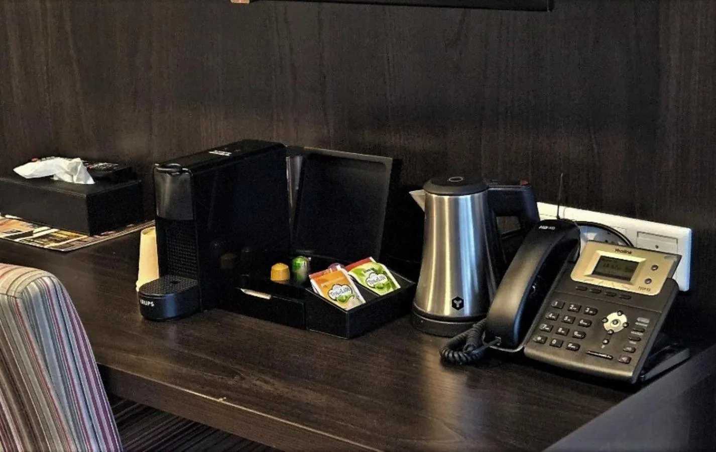 Coffee/tea facilities in City Hotel de Jonge