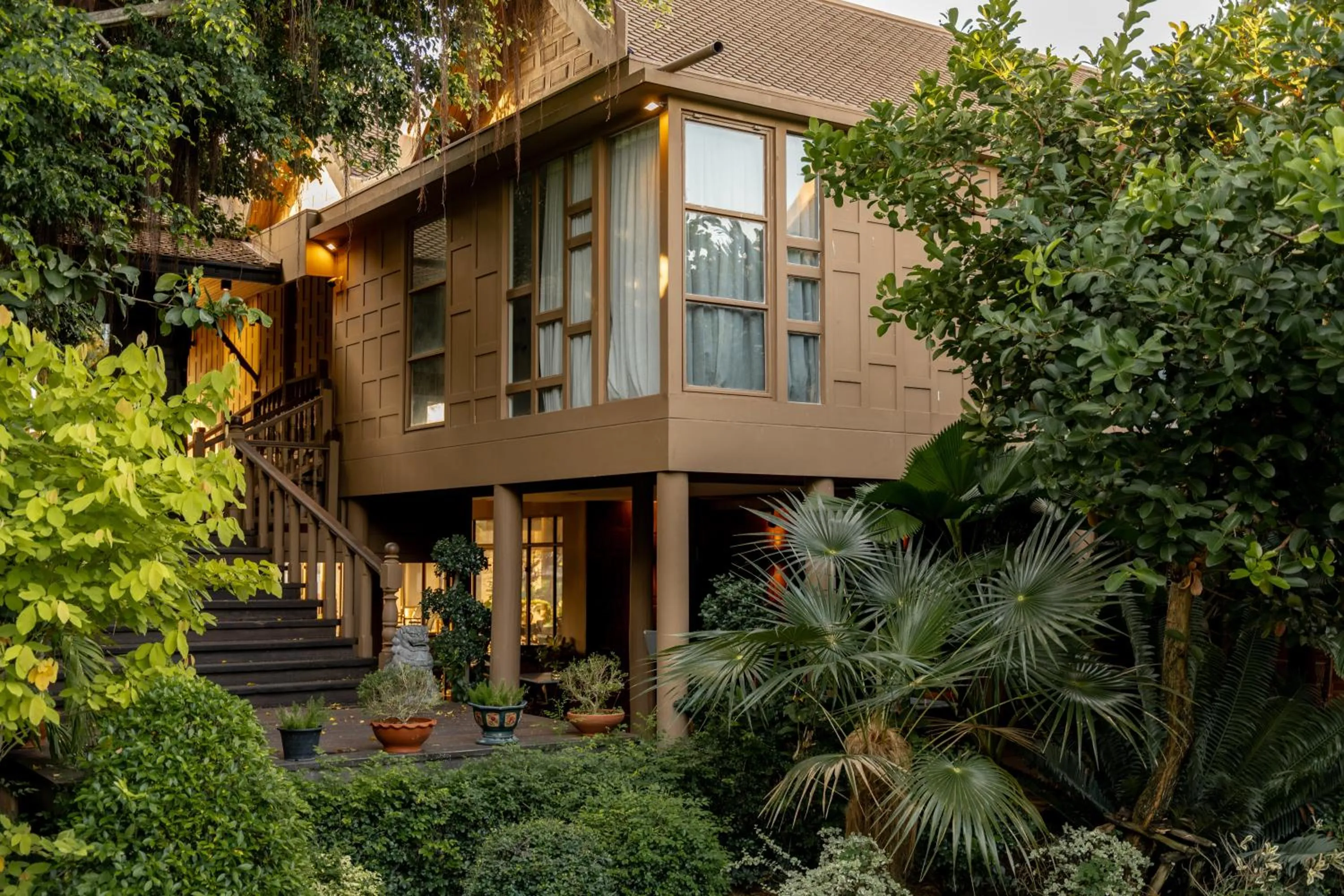 Syama Residence and Café