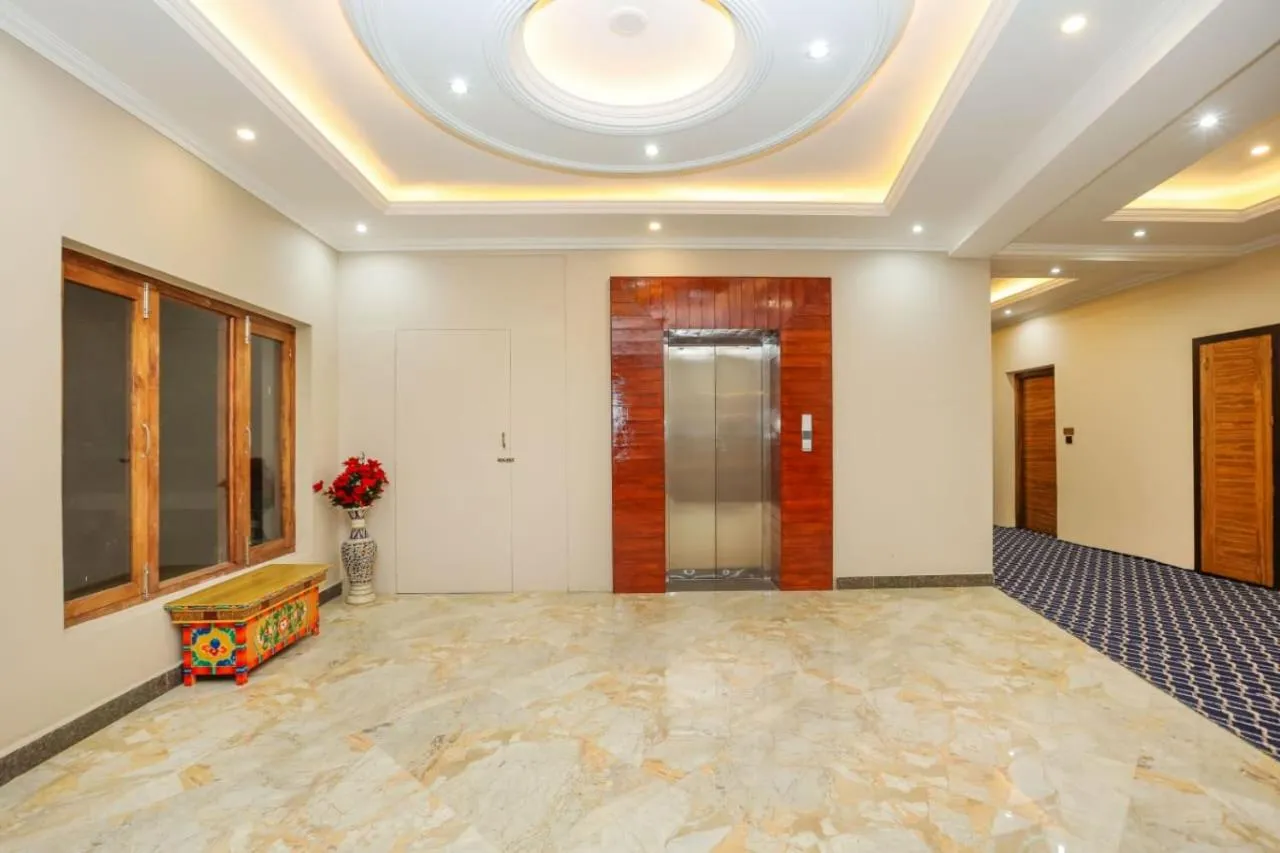 elevator in The Kart-Sey Ladakh