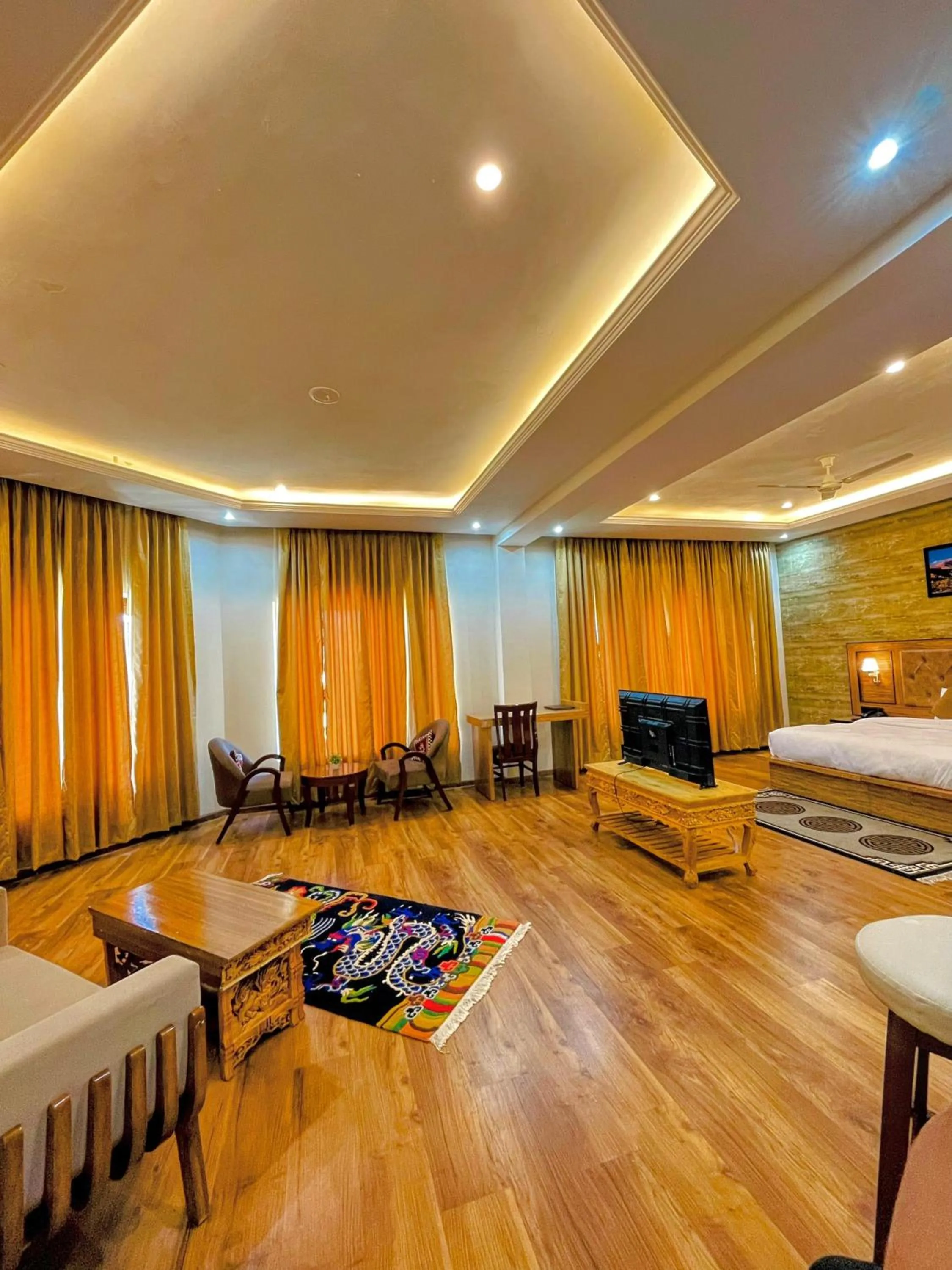 Seating area, Bed in The Kart-Sey Ladakh