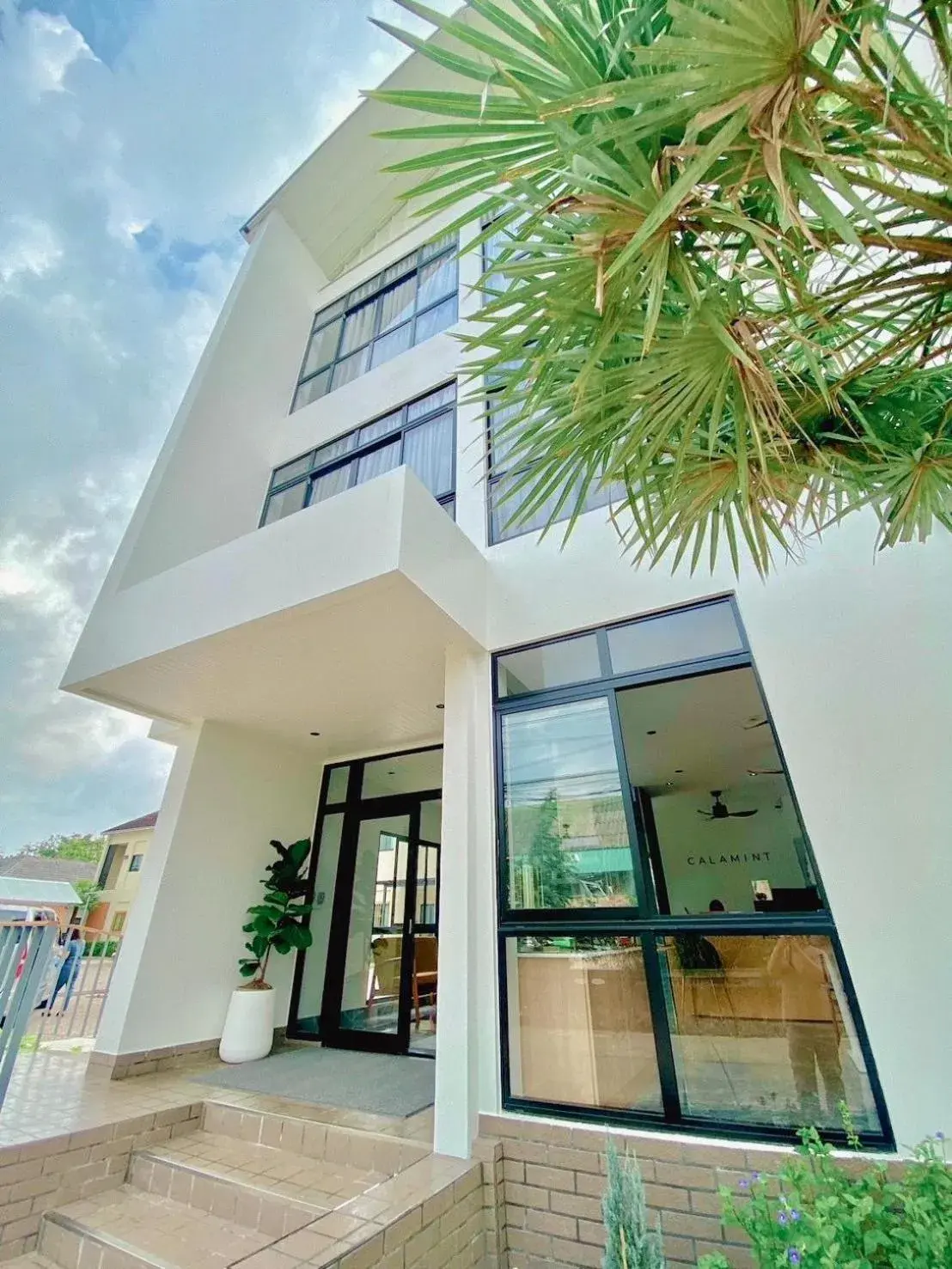 Property building in Calamint Residence Hotel ( คาลามิ้นท์) Property building in Calamint Residence Hotel ( คาลามิ้นท์)