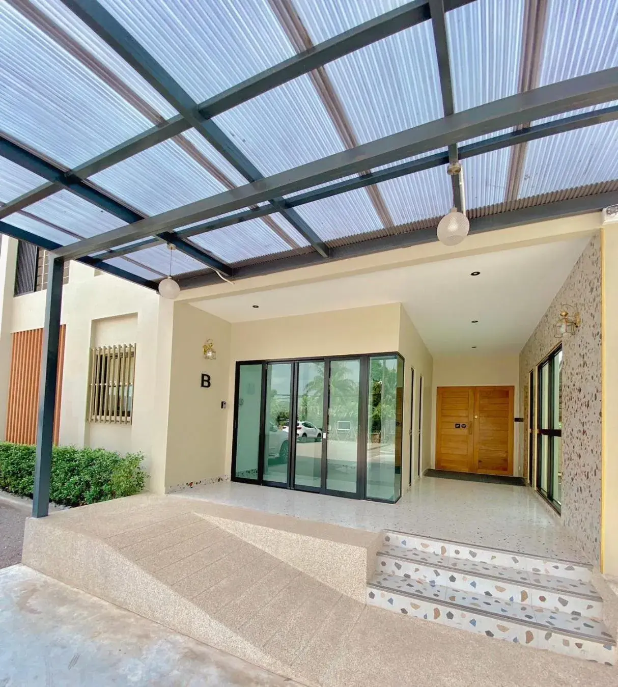 Property building in Calamint Residence Hotel ( คาลามิ้นท์) Property building in Calamint Residence Hotel ( คาลามิ้นท์)