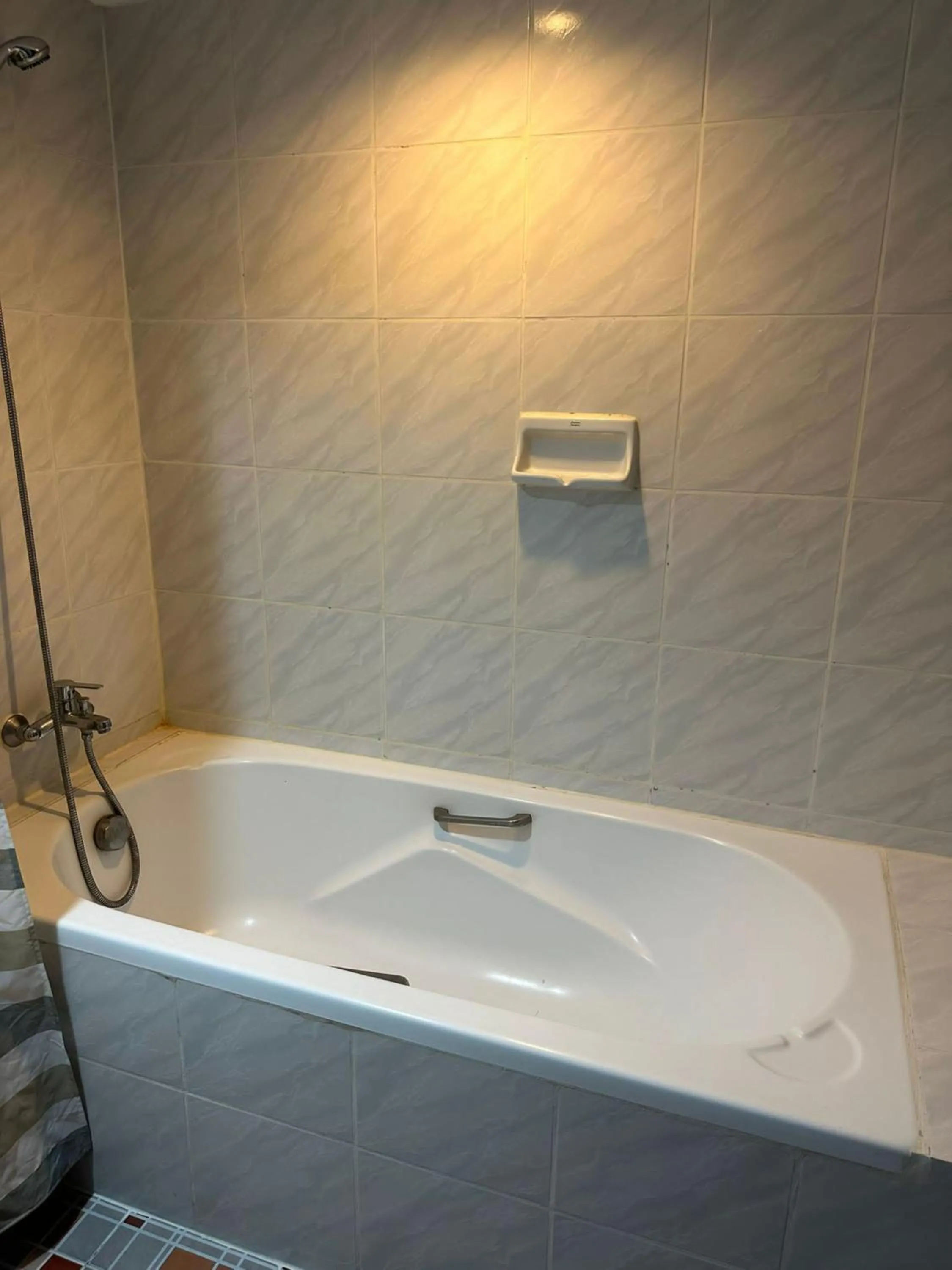 Bathroom in Omni Tower Sukhumvit Soi 4 Direct Rooms