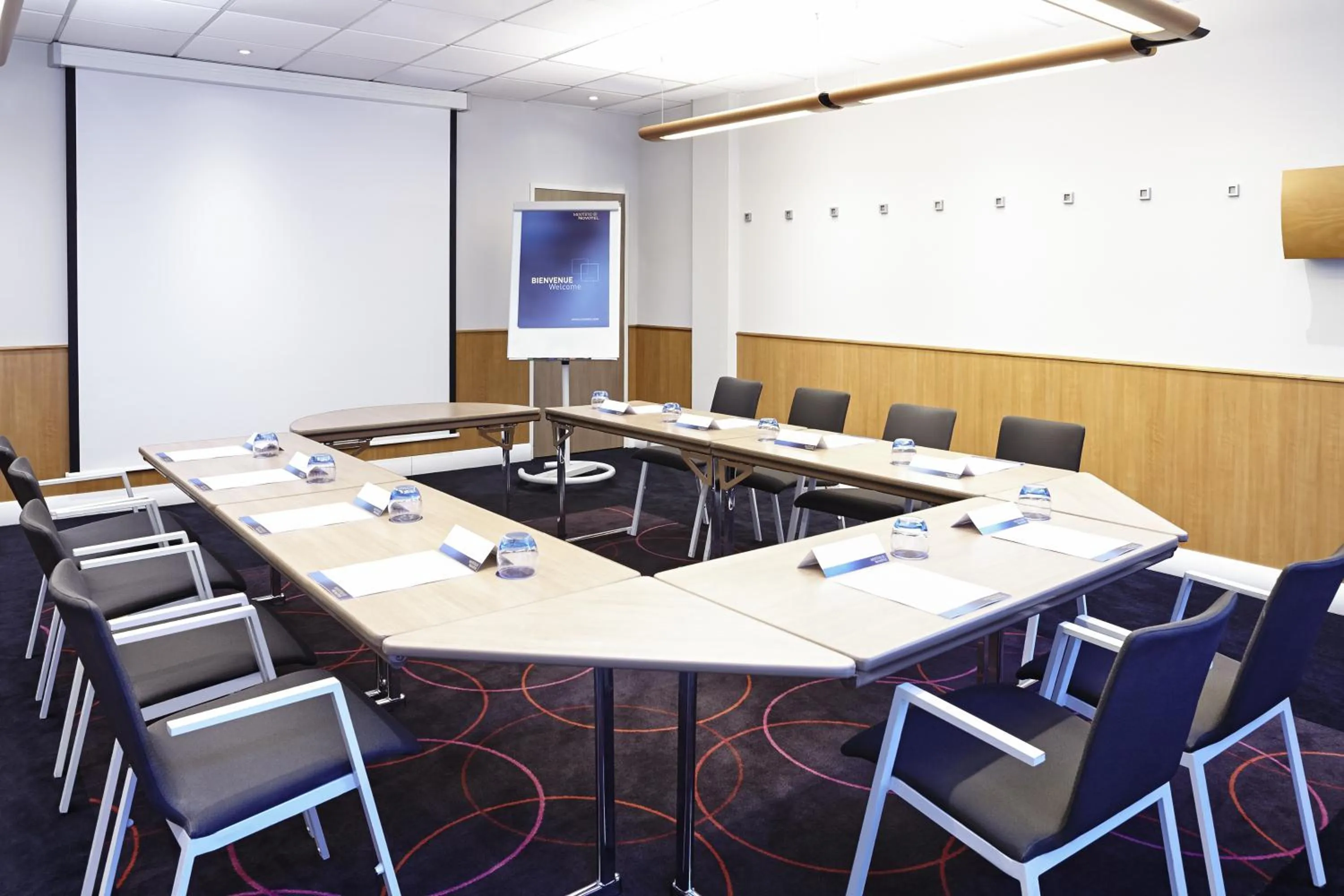 Business facilities in Novotel London Heathrow Airport M4 Jct. 4